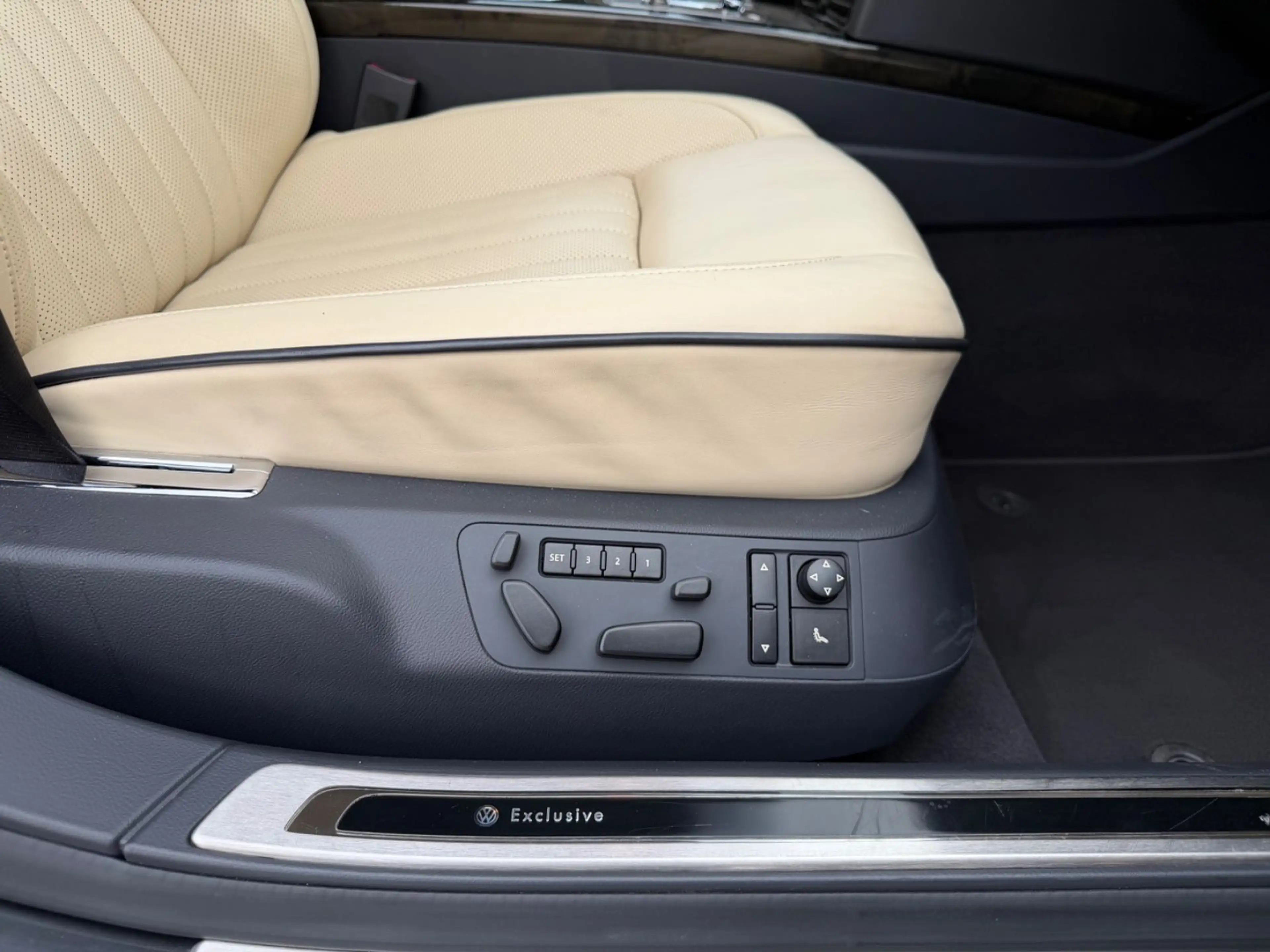 Volkswagen Phaeton V6 4Sitze lang Exclusive*VOLL*VW-SCHECK* — photo 15