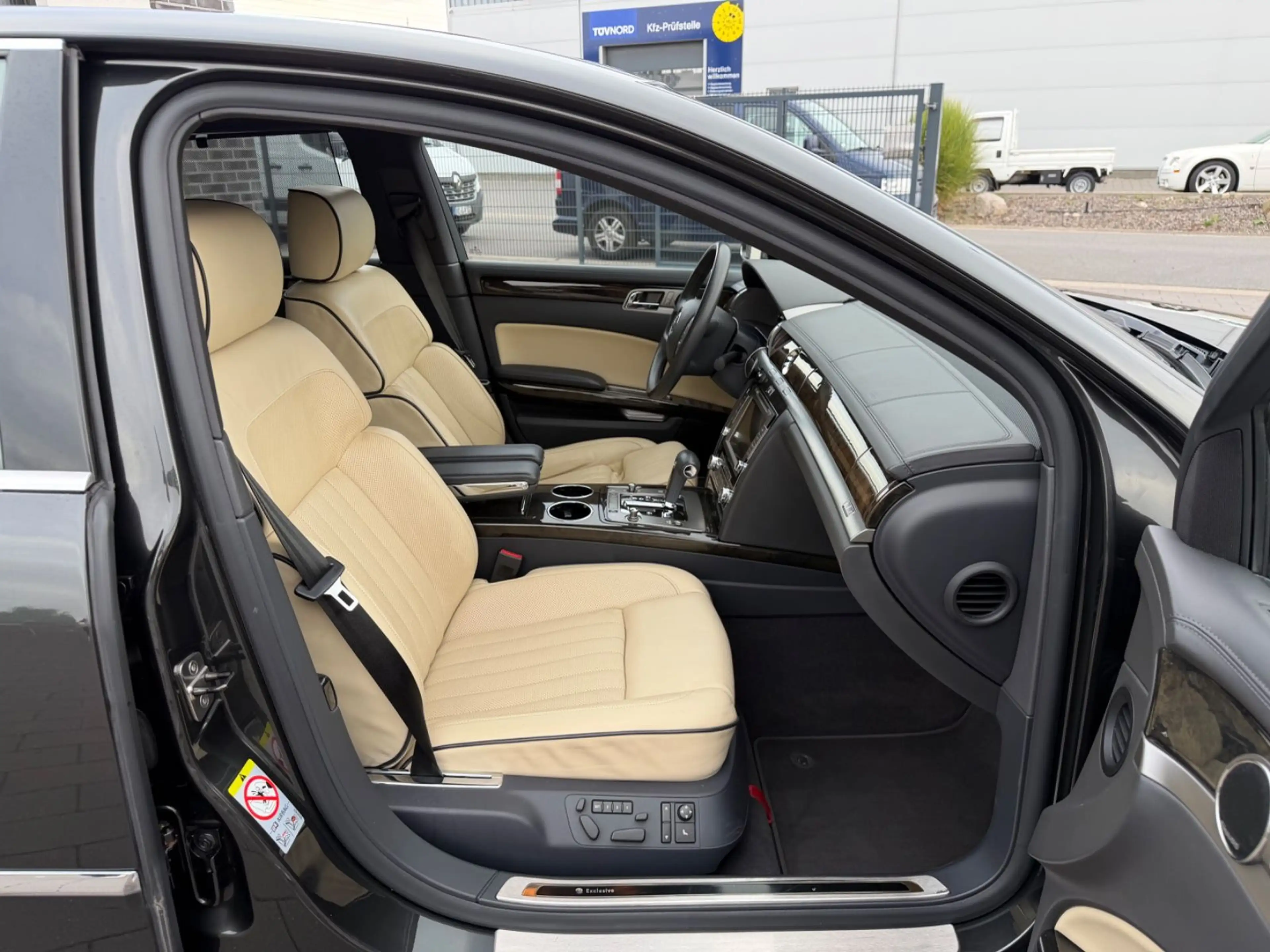 Volkswagen Phaeton V6 4Sitze lang Exclusive*VOLL*VW-SCHECK* — photo 14