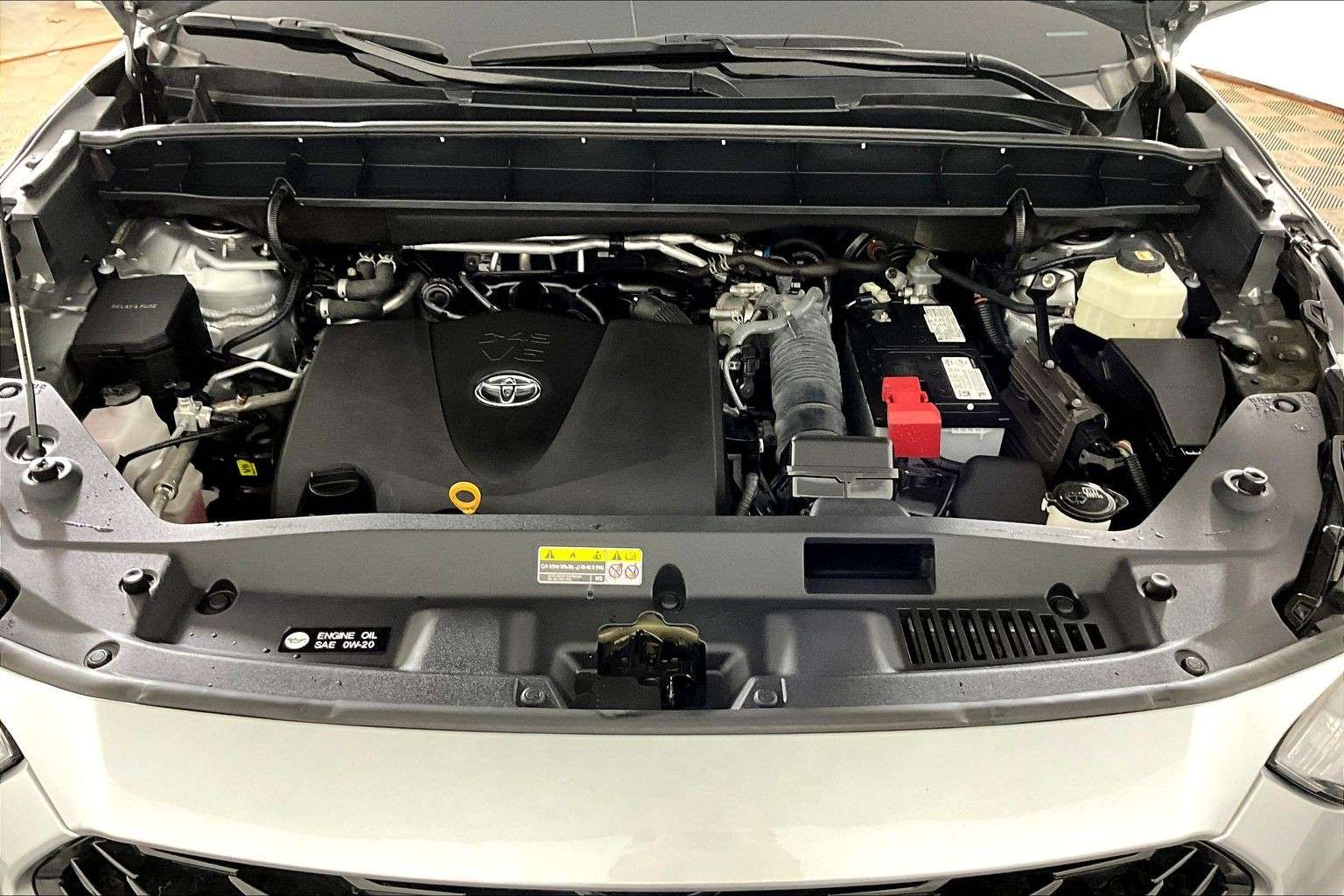 used 2021 Toyota Highlander car, priced at $35,998