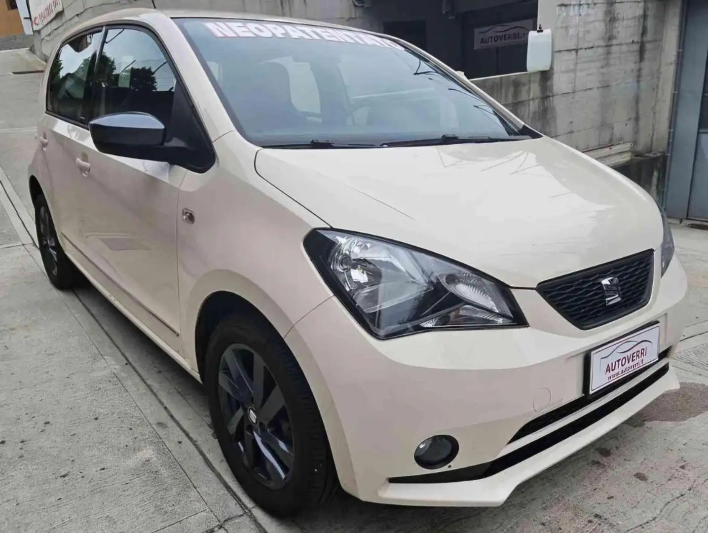 SEAT Mii 1.0 5 porte by Mango Nero Assoluto NEOPATENTATO Beige - 1