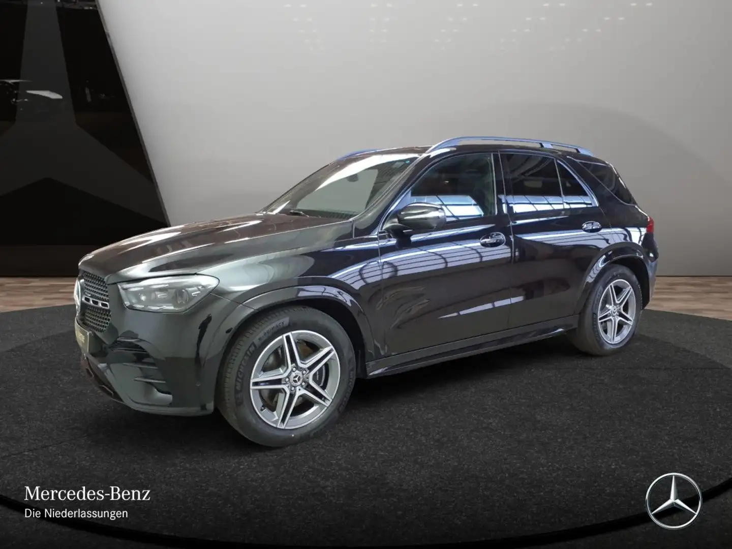 Mercedes-Benz GLE 300 d 4M AMG+NIGHT+PANO+360+AHK+MULTIBEAM+20" Schwarz - 2