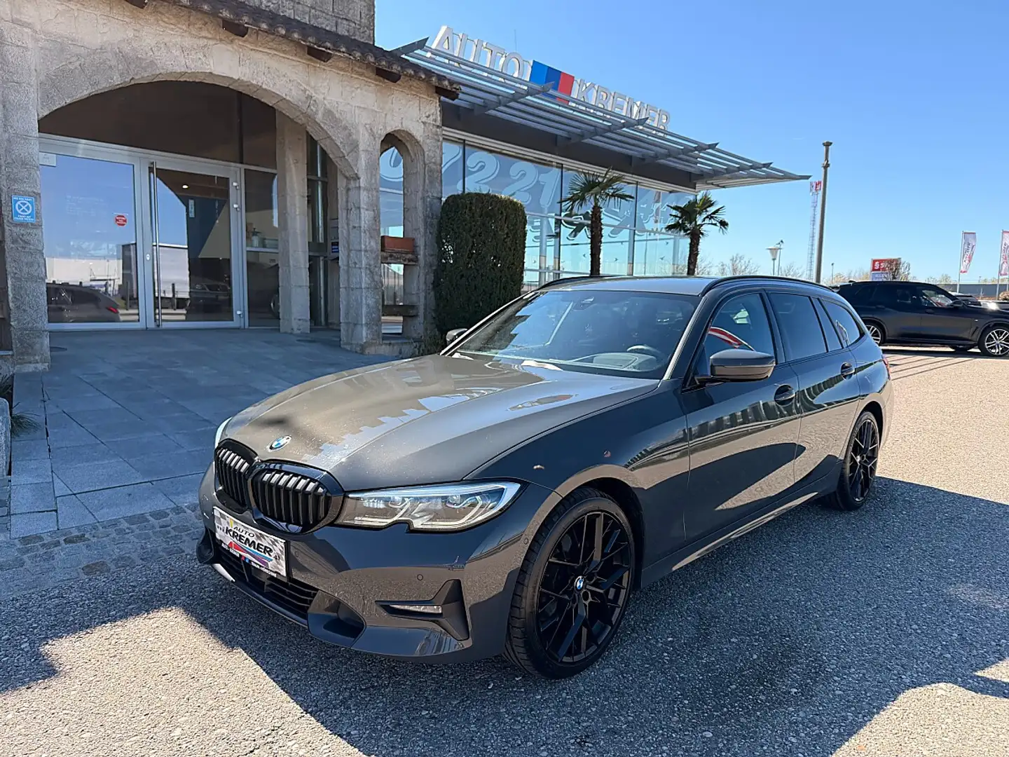 BMW 320 d xDrive Sportline Individual Touring Aut./LASE... Schwarz - 2