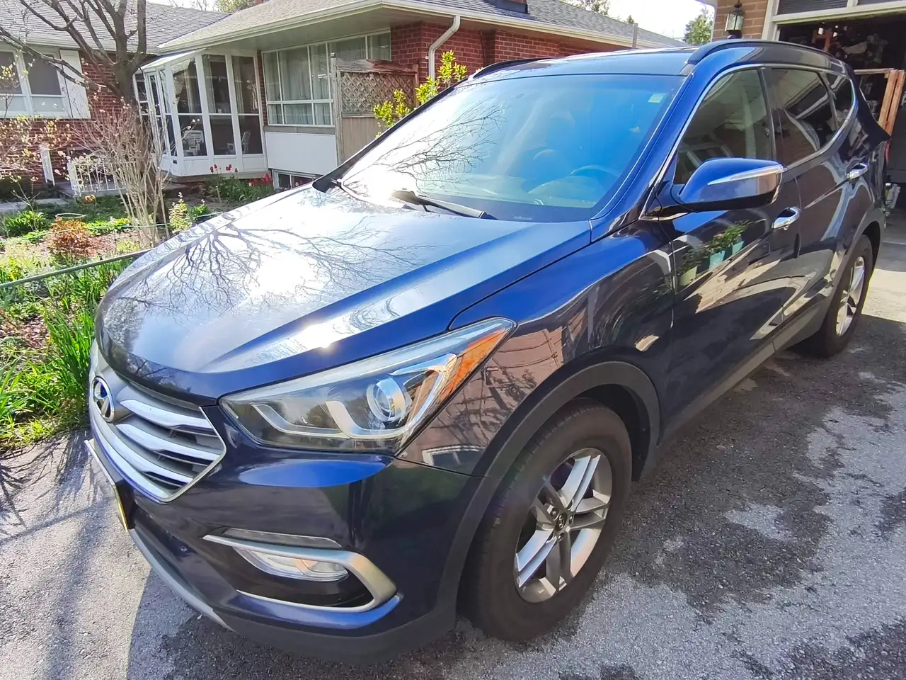 Hyundai SANTA FE photo Hyundai SANTA FE