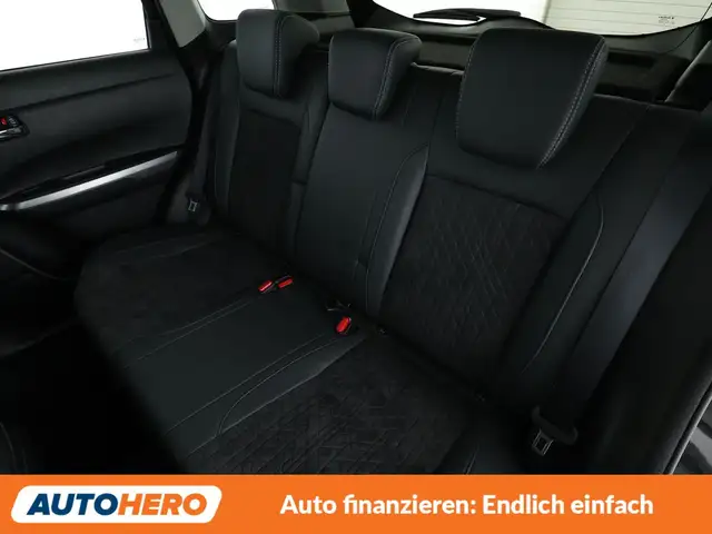 Suzuki Vitara view 14