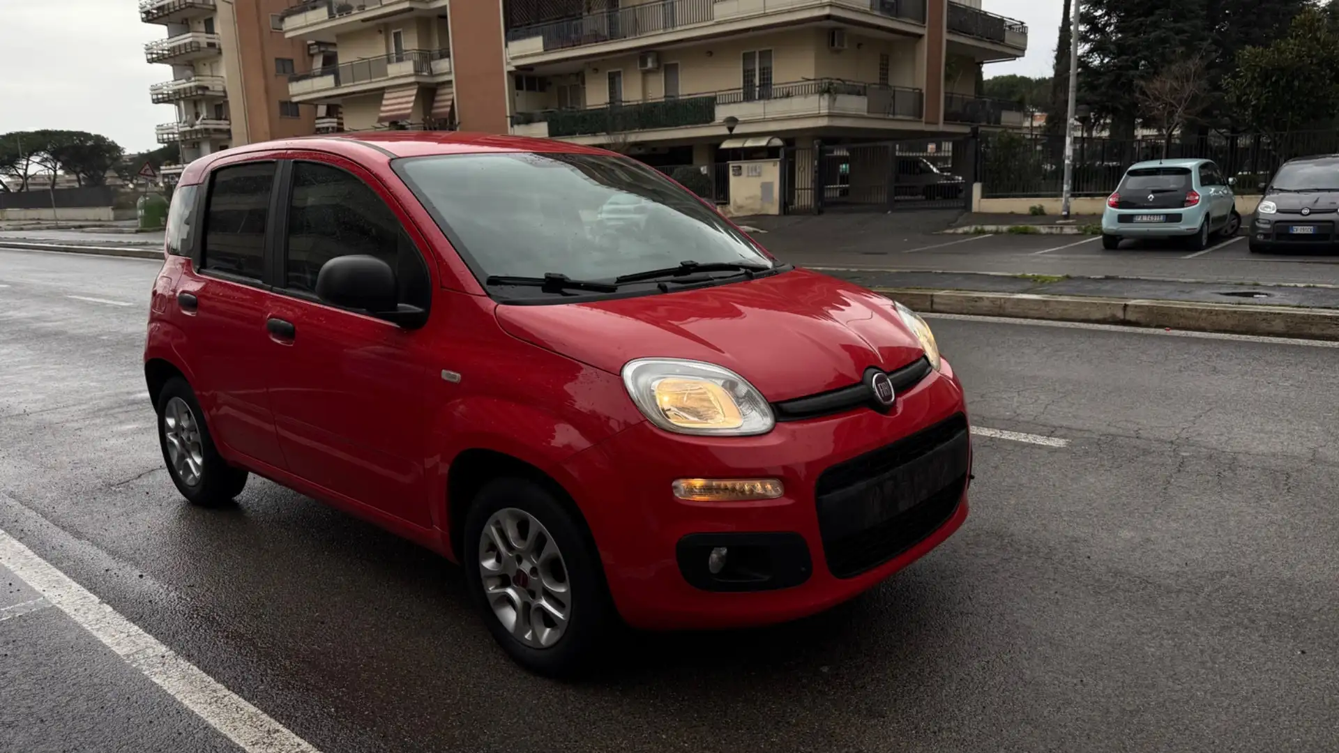Fiat Panda 1.2 EasyPower Lounge LED PDC CERCHI Rood - 2