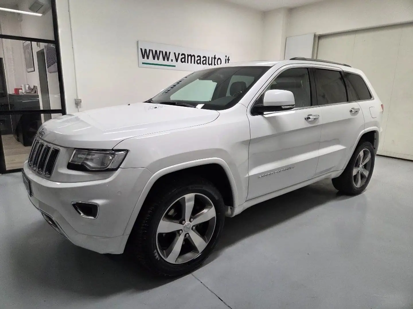 Jeep Grand Cherokee 3.0 V6 CRD 250 CV Multijet II Overland Weiß - 1