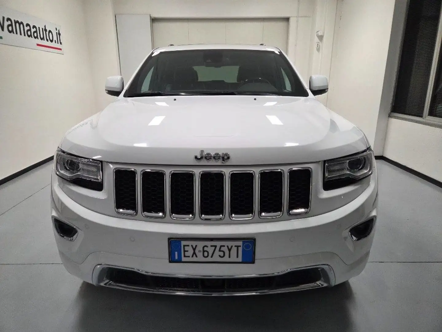 Jeep Grand Cherokee 3.0 V6 CRD 250 CV Multijet II Overland Weiß - 2