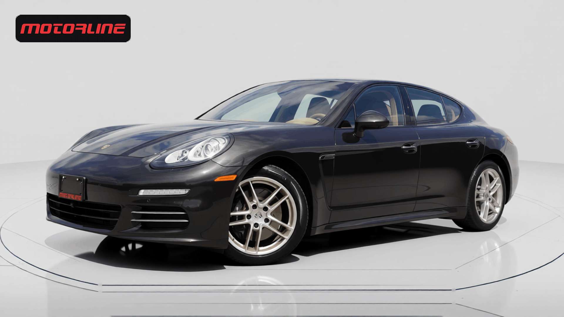 2015 Porsche Panamera 4 | Low Kms | Heated - Cooled Seats | 360 Camera |