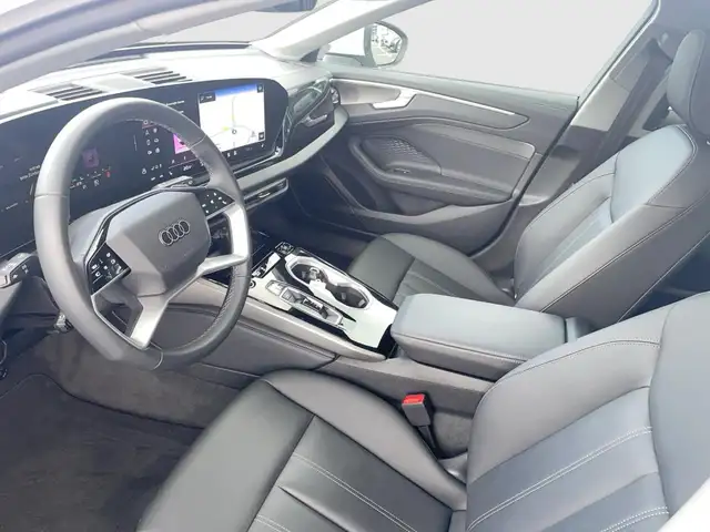 Audi A6 view 9