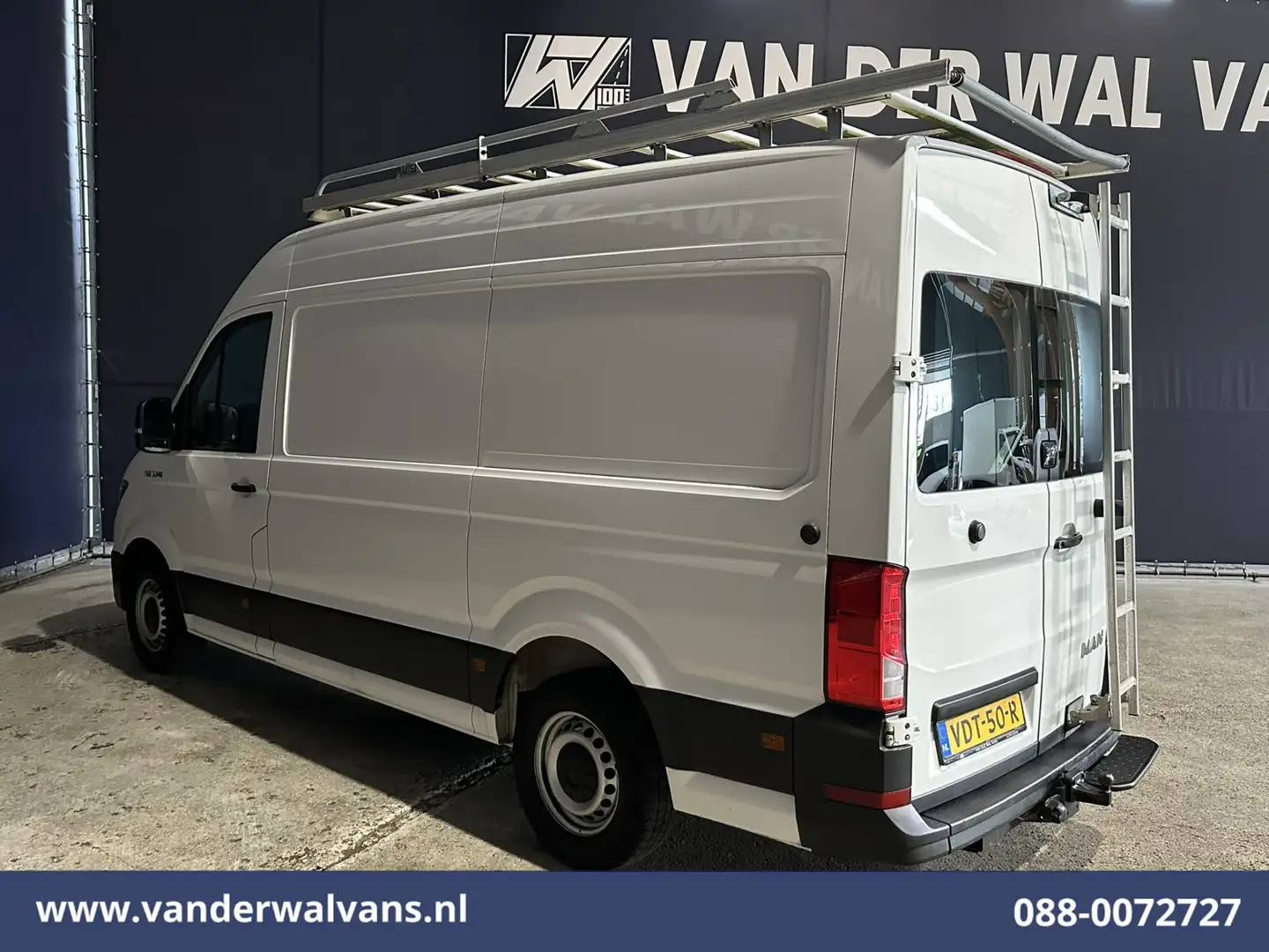 MAN TGE 2.0 TDI 140pk L3H3 L2H2 Euro6 Imperiaal | Trap | 3 Wit - 2