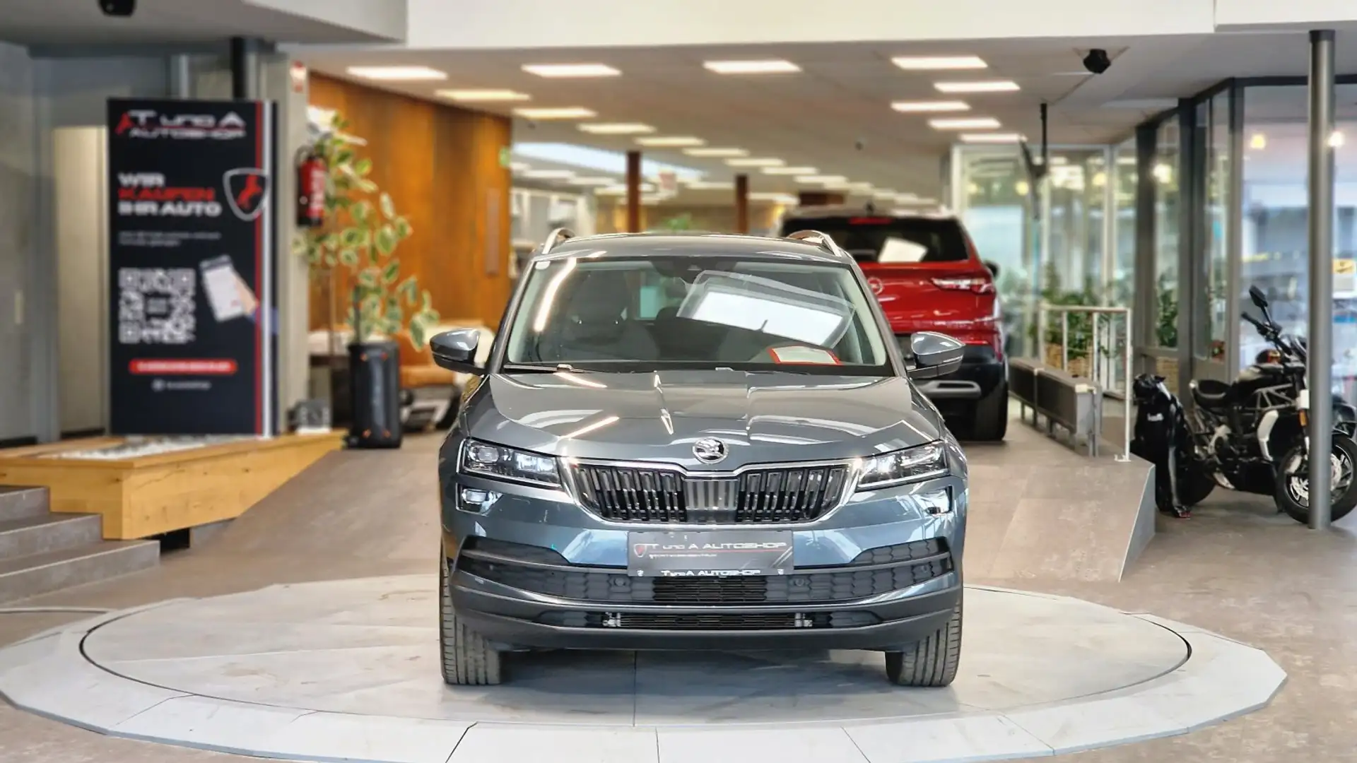 Skoda Karoq 2.0 TDI STYLE DSG *LEnkradheizung*Virtual*Kamera* Grau - 2