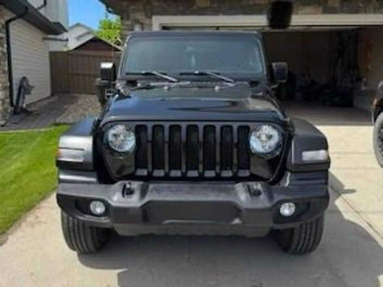 Jeep Wrangler photo Jeep Wrangler