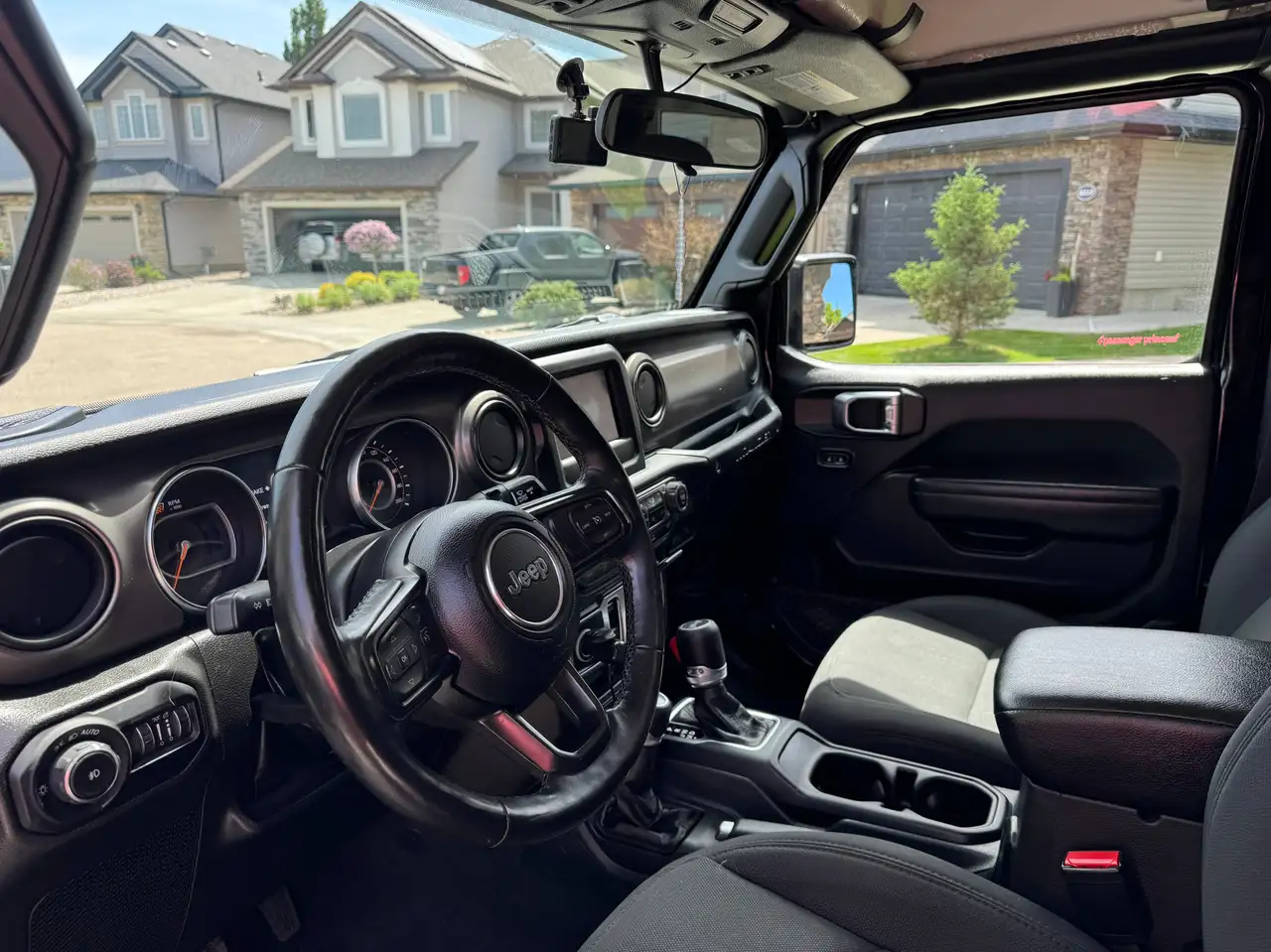 Jeep Wrangler photo Jeep Wrangler
