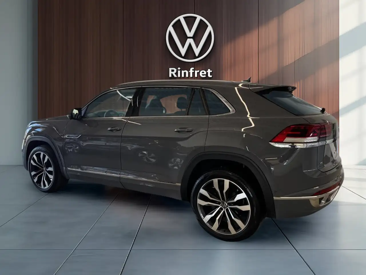 Volkswagen Atlas снимка Volkswagen Atlas