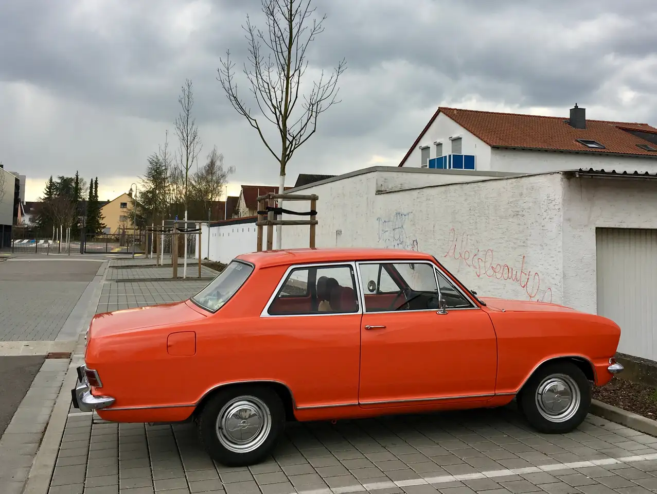 Opel Kadett B Limousine TÜV H-Kennzeichen Luxusausstattung, foto 3