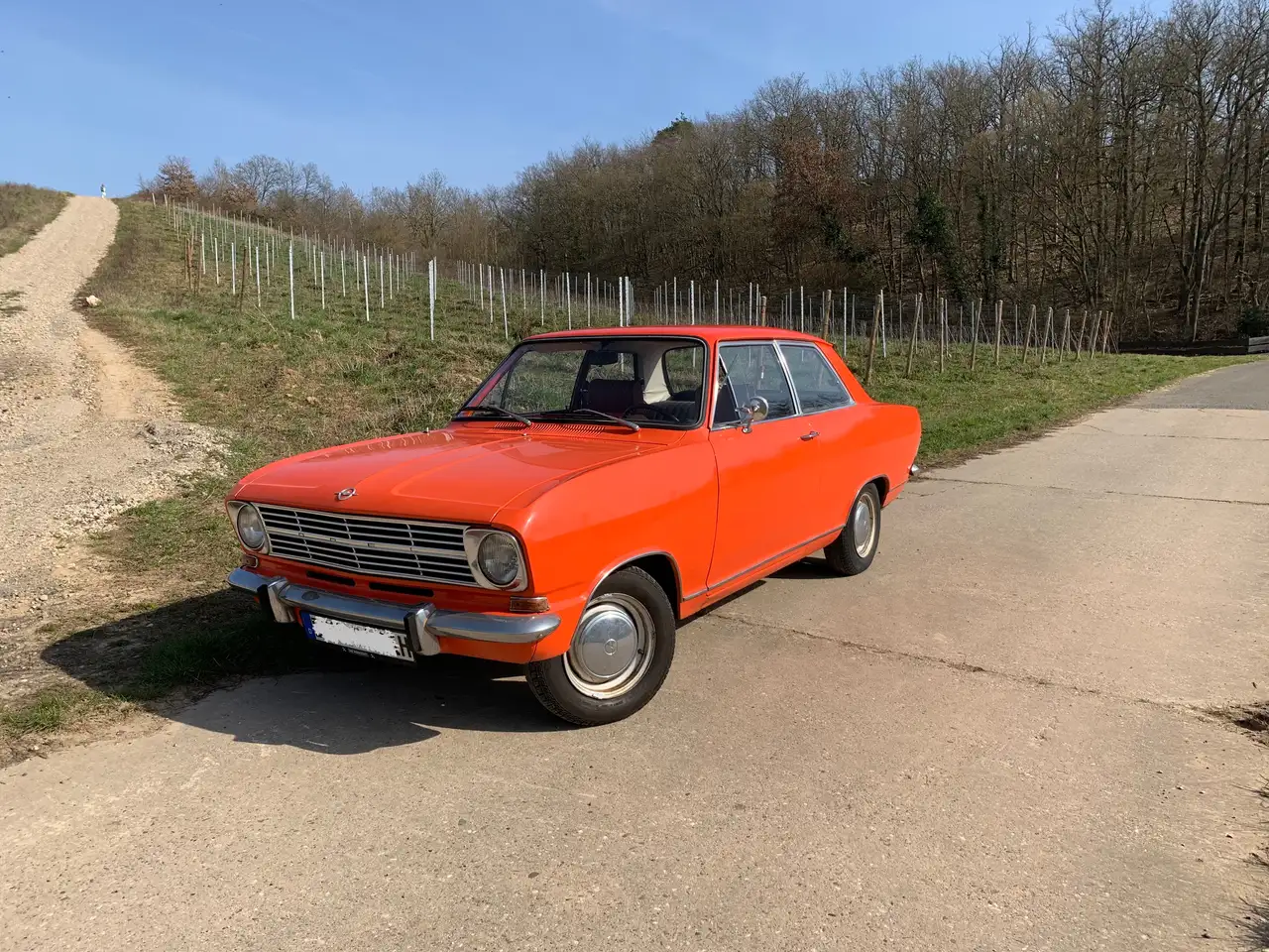 Opel Kadett B Limousine TÜV H-Kennzeichen Luxusausstattung, foto 1