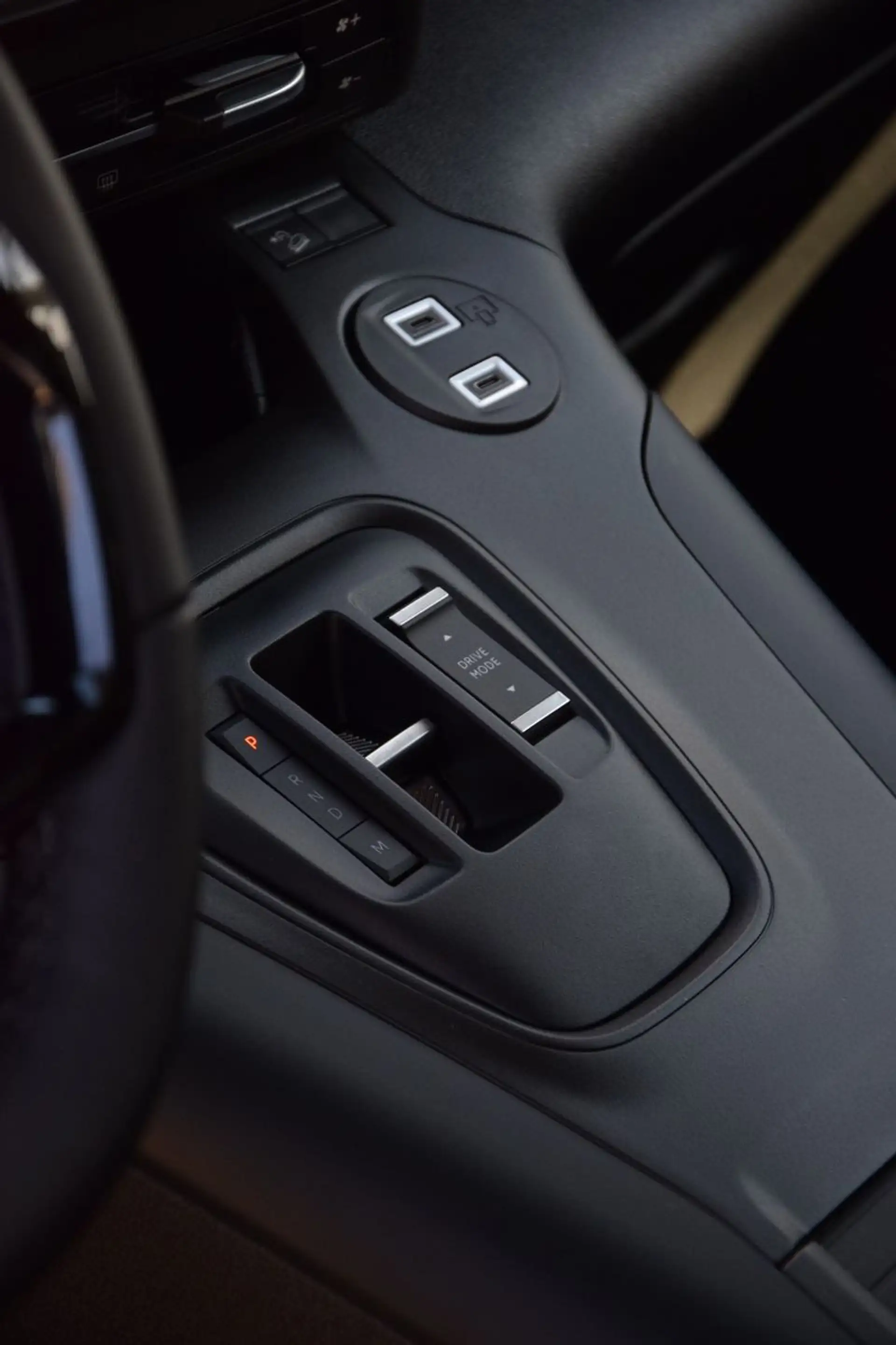 Fiat Qubo L MAXI BlueHDi 130 NAV 7-SITZE DACHRELING — photo 12