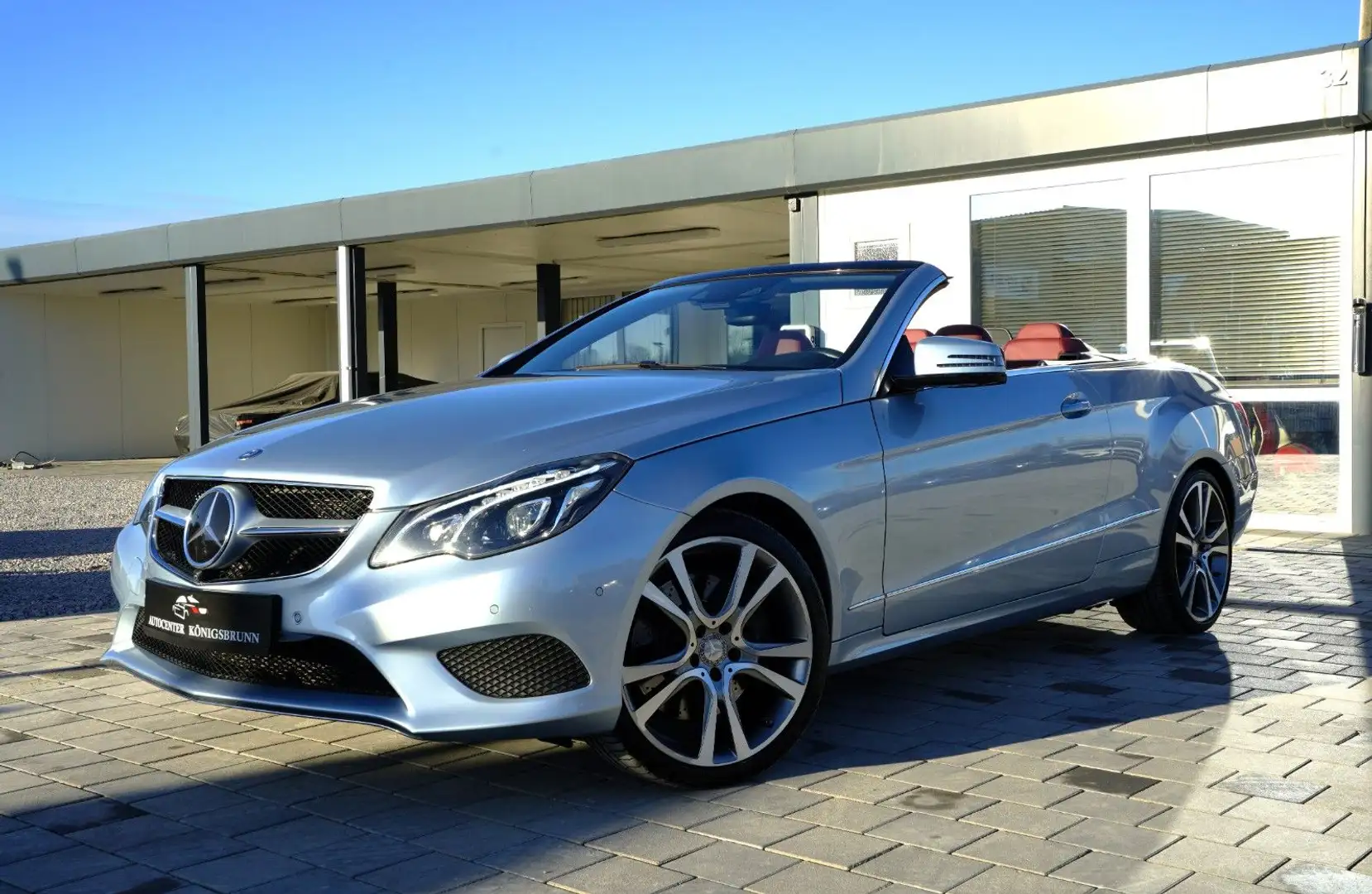 Mercedes-Benz E 400 Cabrio*360° Kamera*ILS*Totwinkel*Memory... Silber - 1