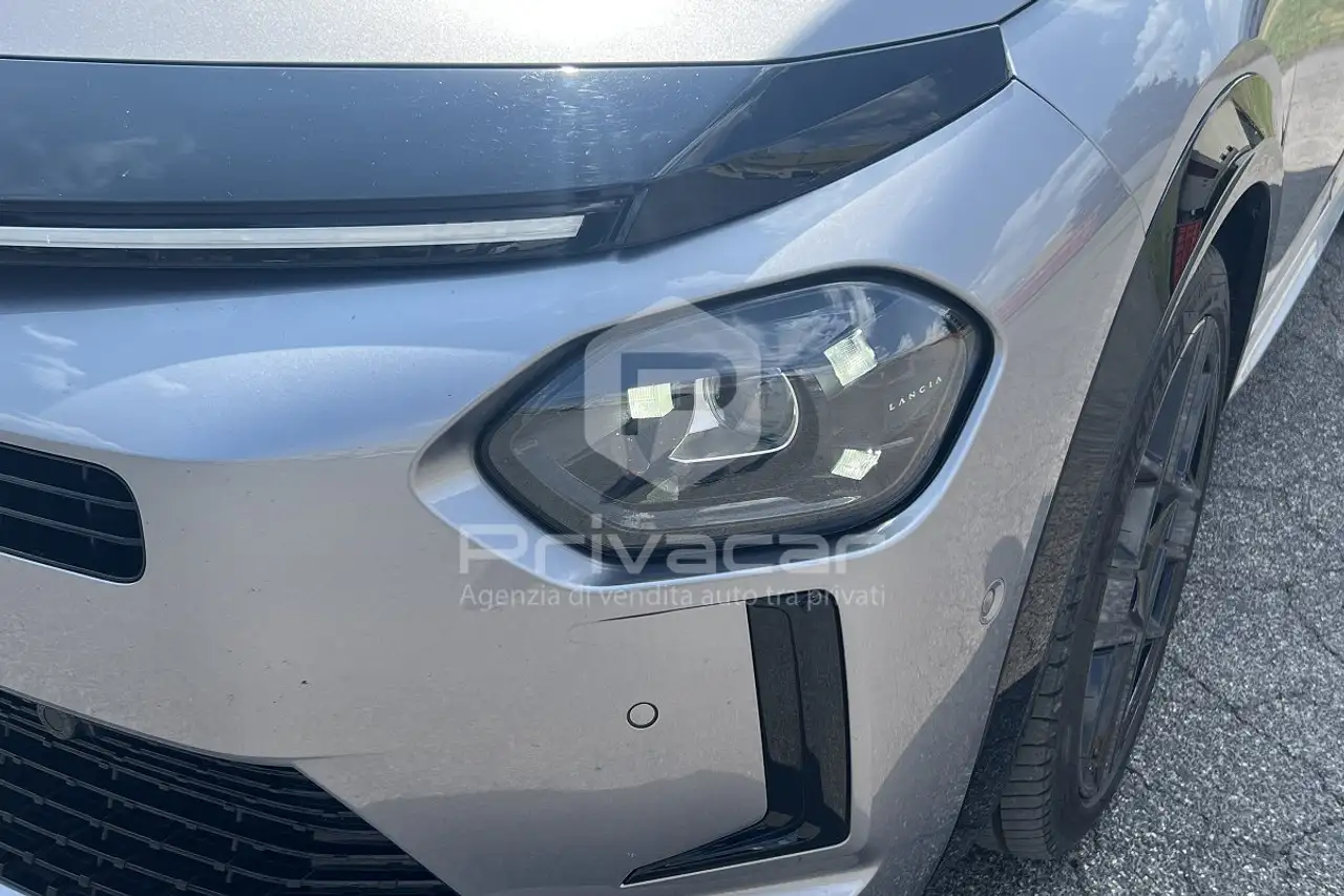 Lancia Ypsilon 2024
