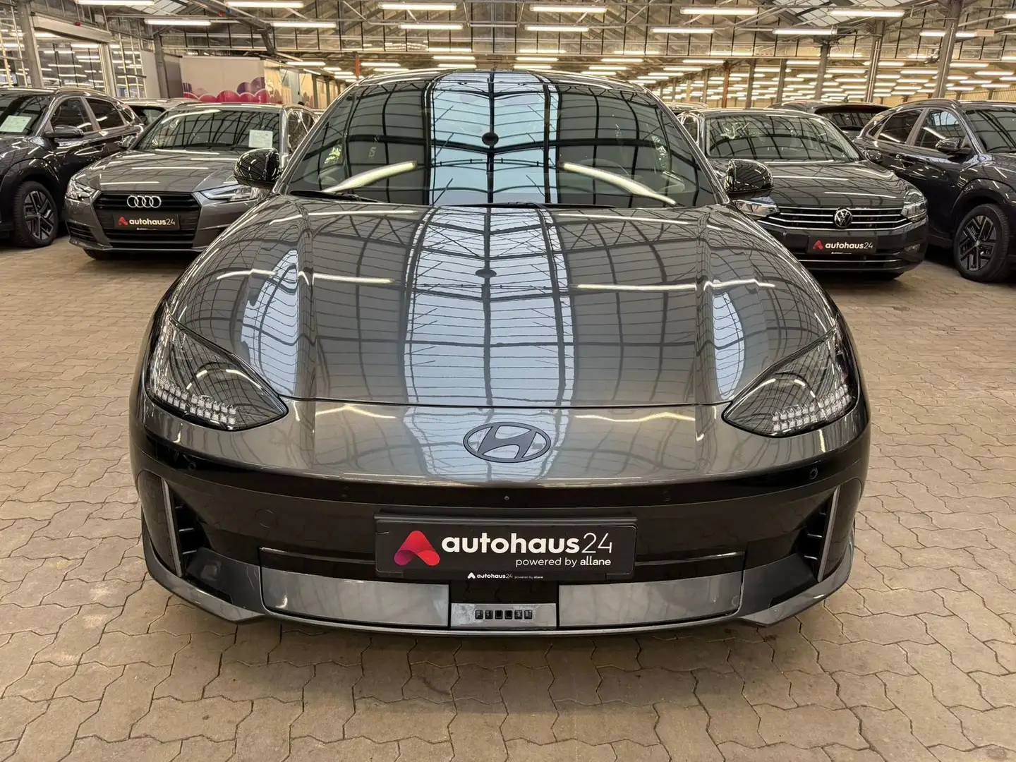 Hyundai IONIQ 6 First Edition  77,4 kWh|BOSE|HeadUp Gris - 2