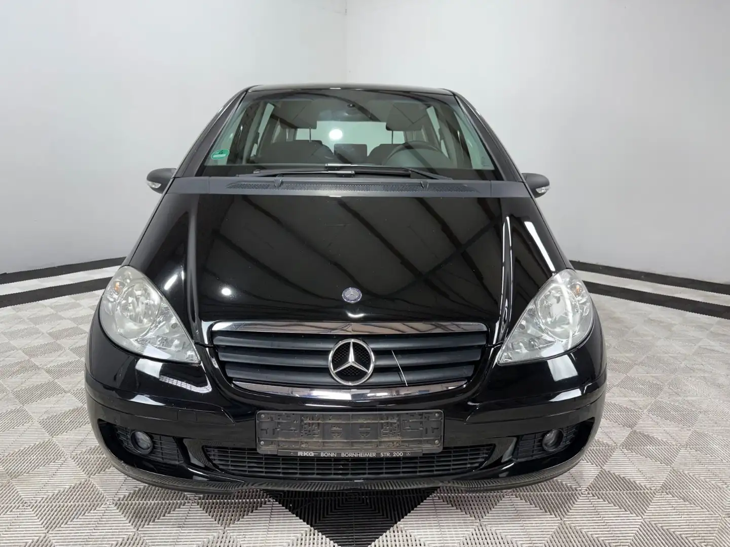 Mercedes-Benz A 150 ELEGANCE°Klima°1 Hand°Scheckheft°Sitzheizu Zwart - 2