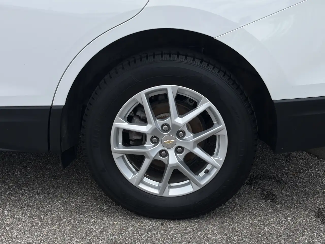 Chevrolet Equinox снимка Chevrolet Equinox
