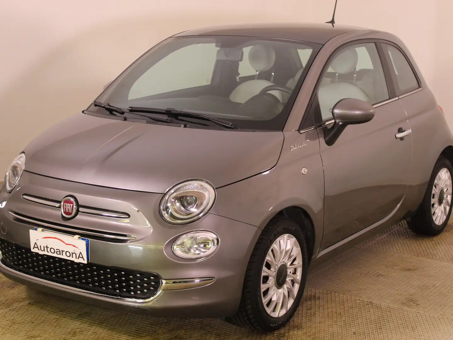 Fiat 500 500 III 2015 1.0 hybrid Dolcevita 70cv Gris - 1