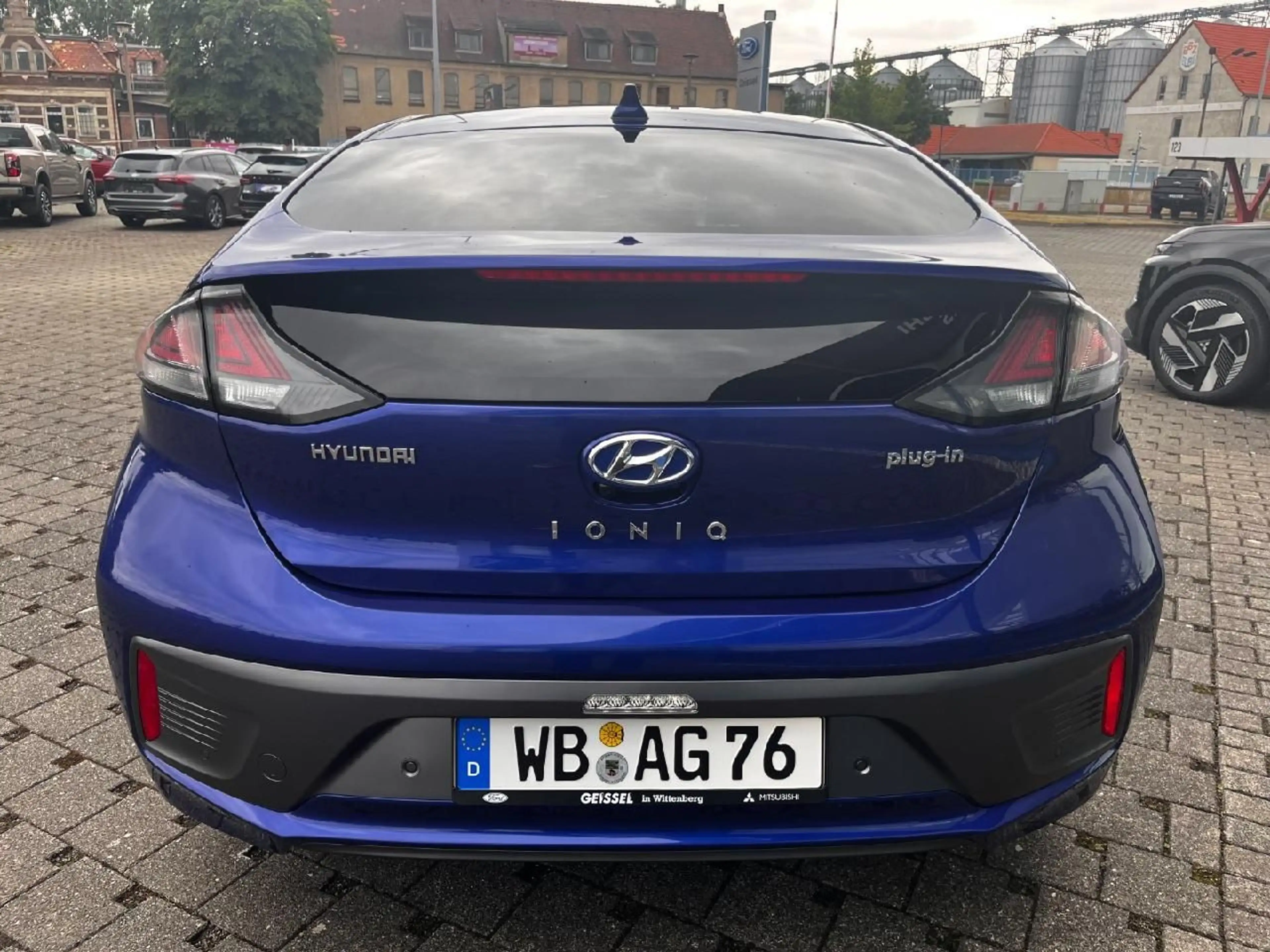 Hyundai IONIQ Ioniq Prime Plug-In Hybrid — photo 4