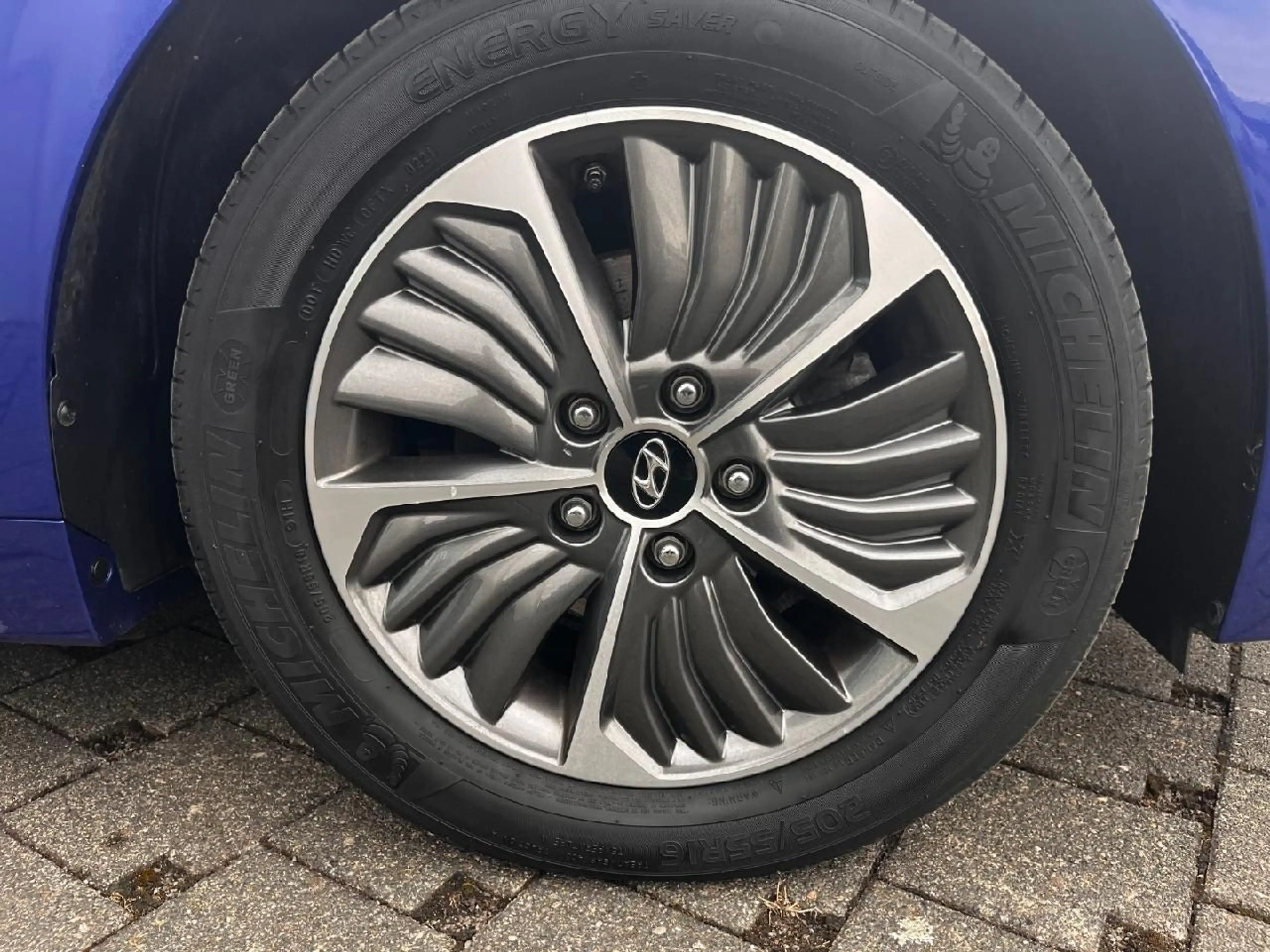 Hyundai IONIQ Ioniq Prime Plug-In Hybrid — photo 10