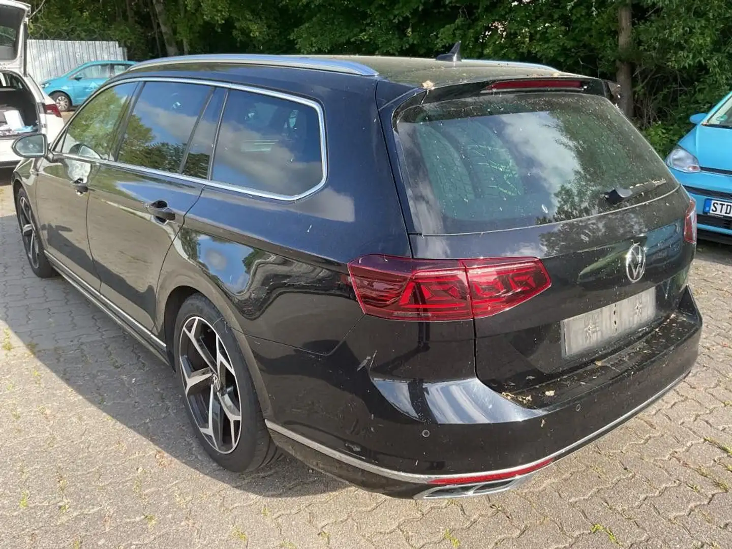 Volkswagen Passat Variant Elegance°R LINE°VIRTUAL°H&K°IQ Schwarz - 2