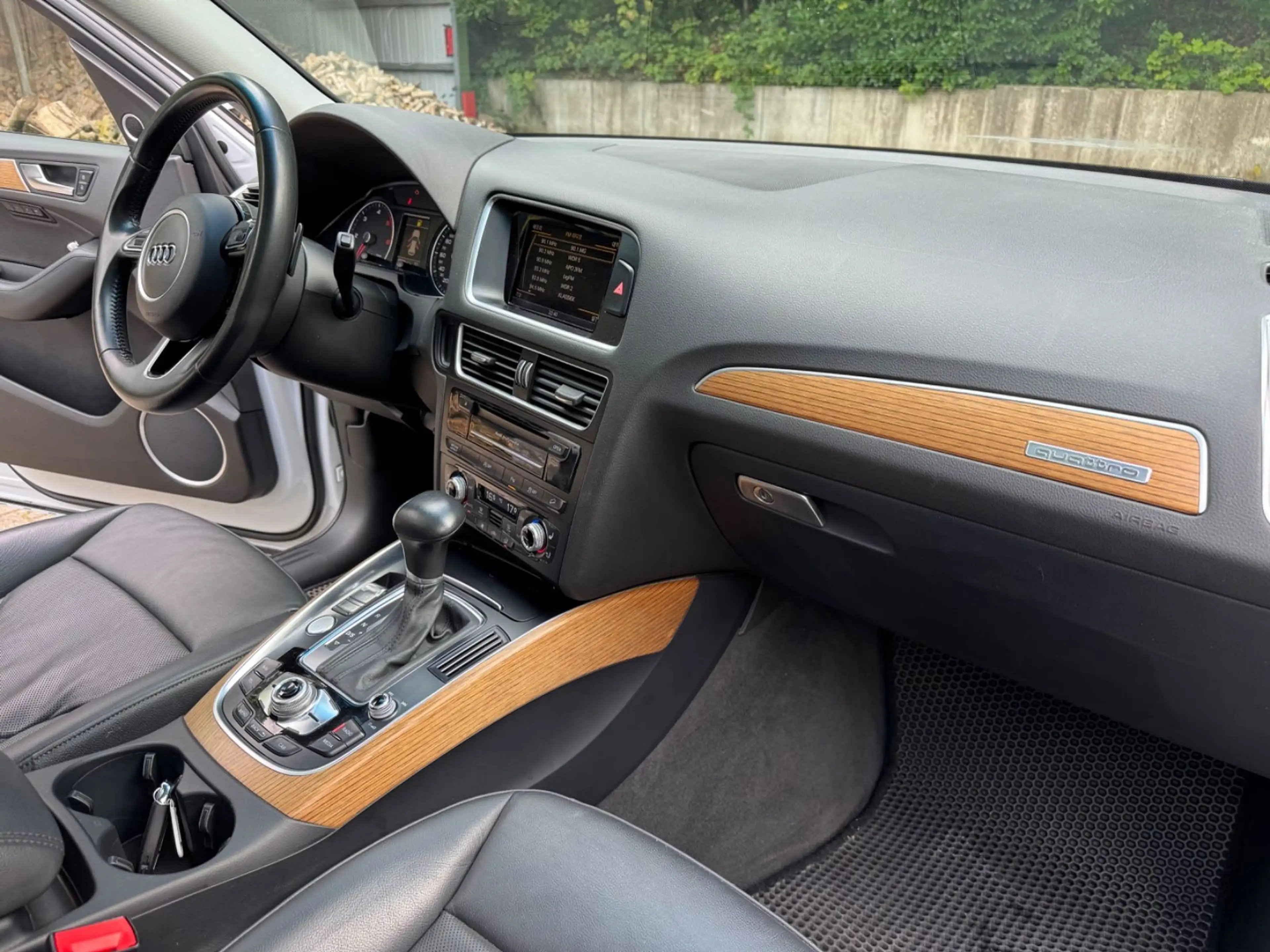 Audi Q5 3.0 TDI //S-Line//Vollausstattung// — photo 14