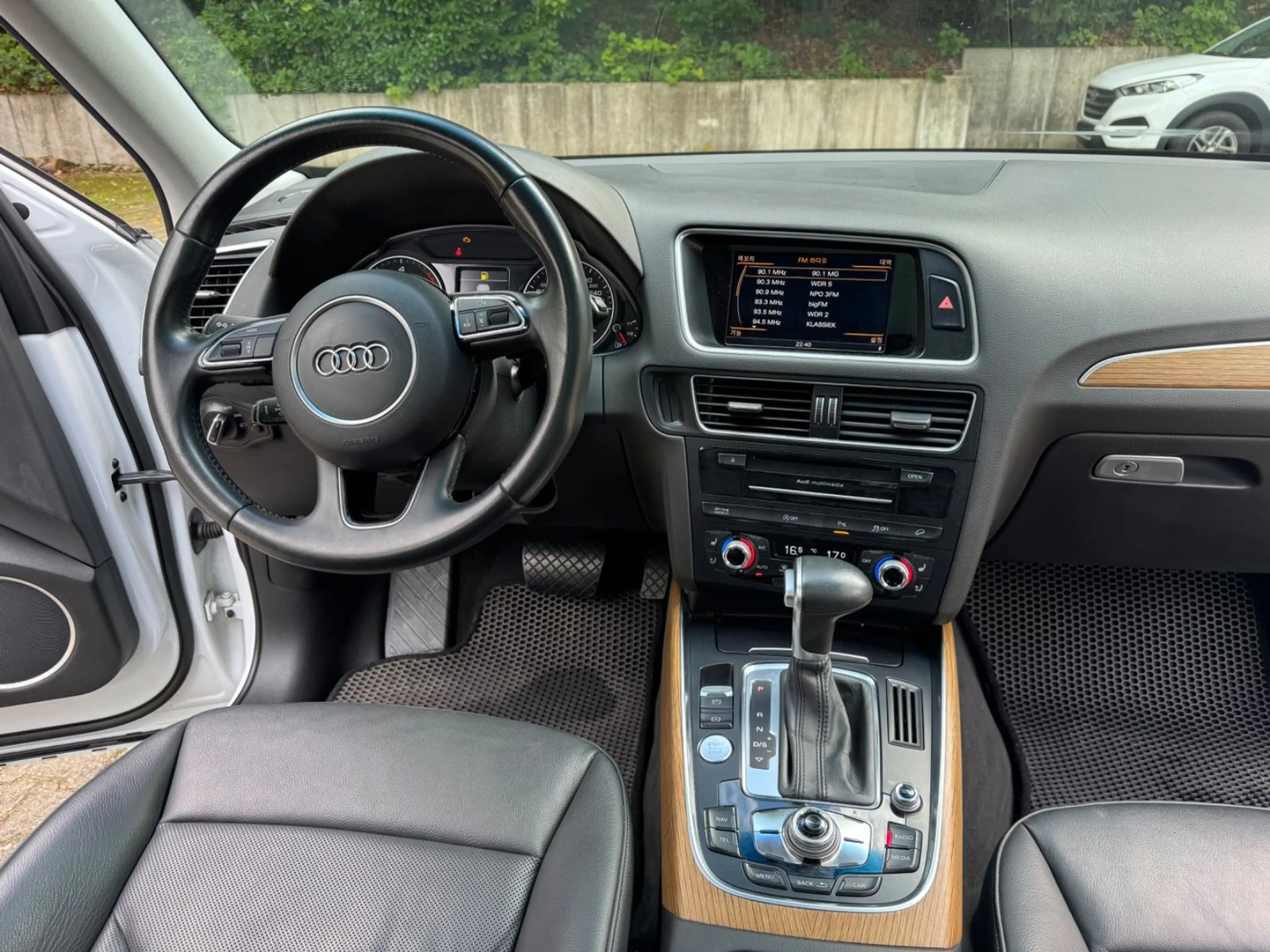 Audi Q5 3.0 TDI //S-Line//Vollausstattung// — photo 13