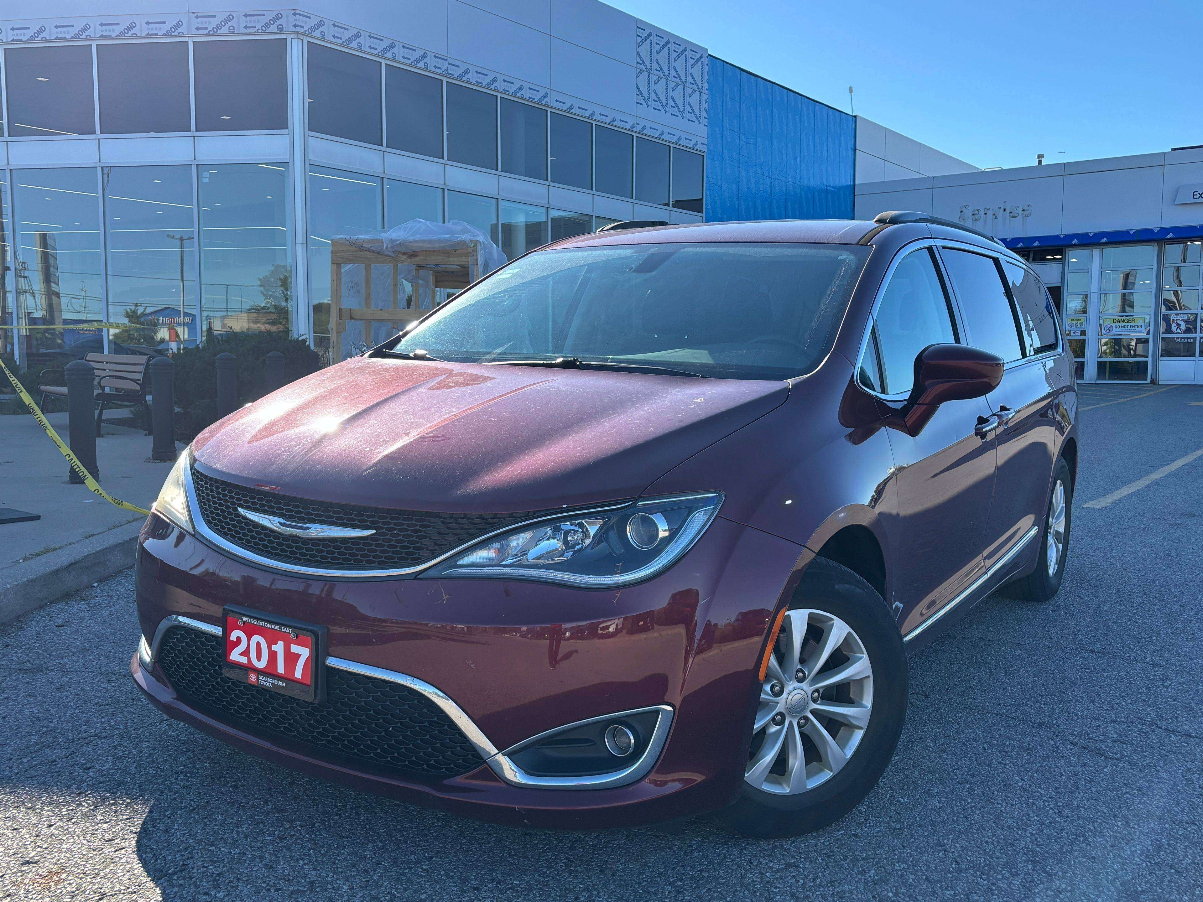 used 2017 Chrysler Pacifica car