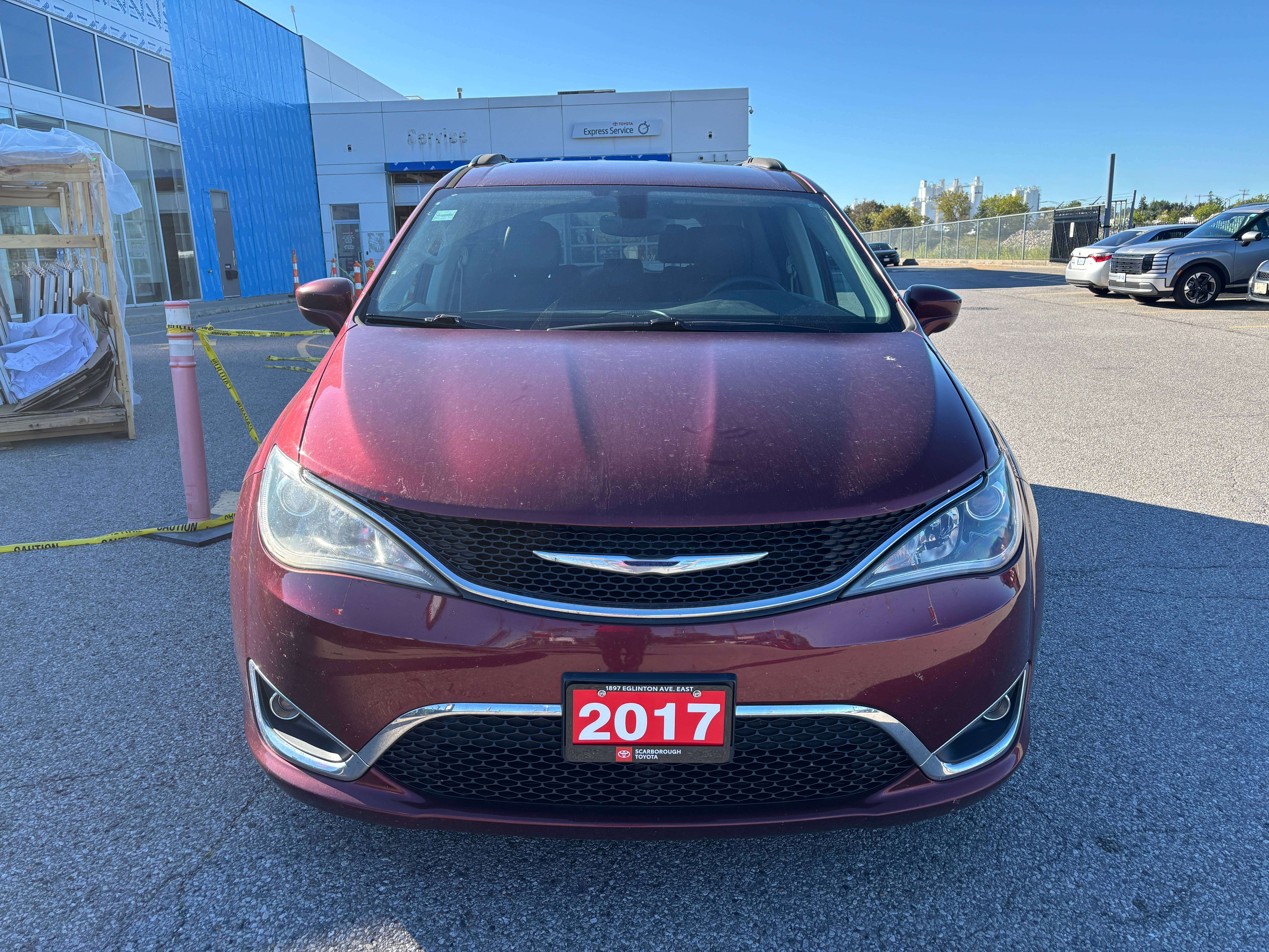 used 2017 Chrysler Pacifica car