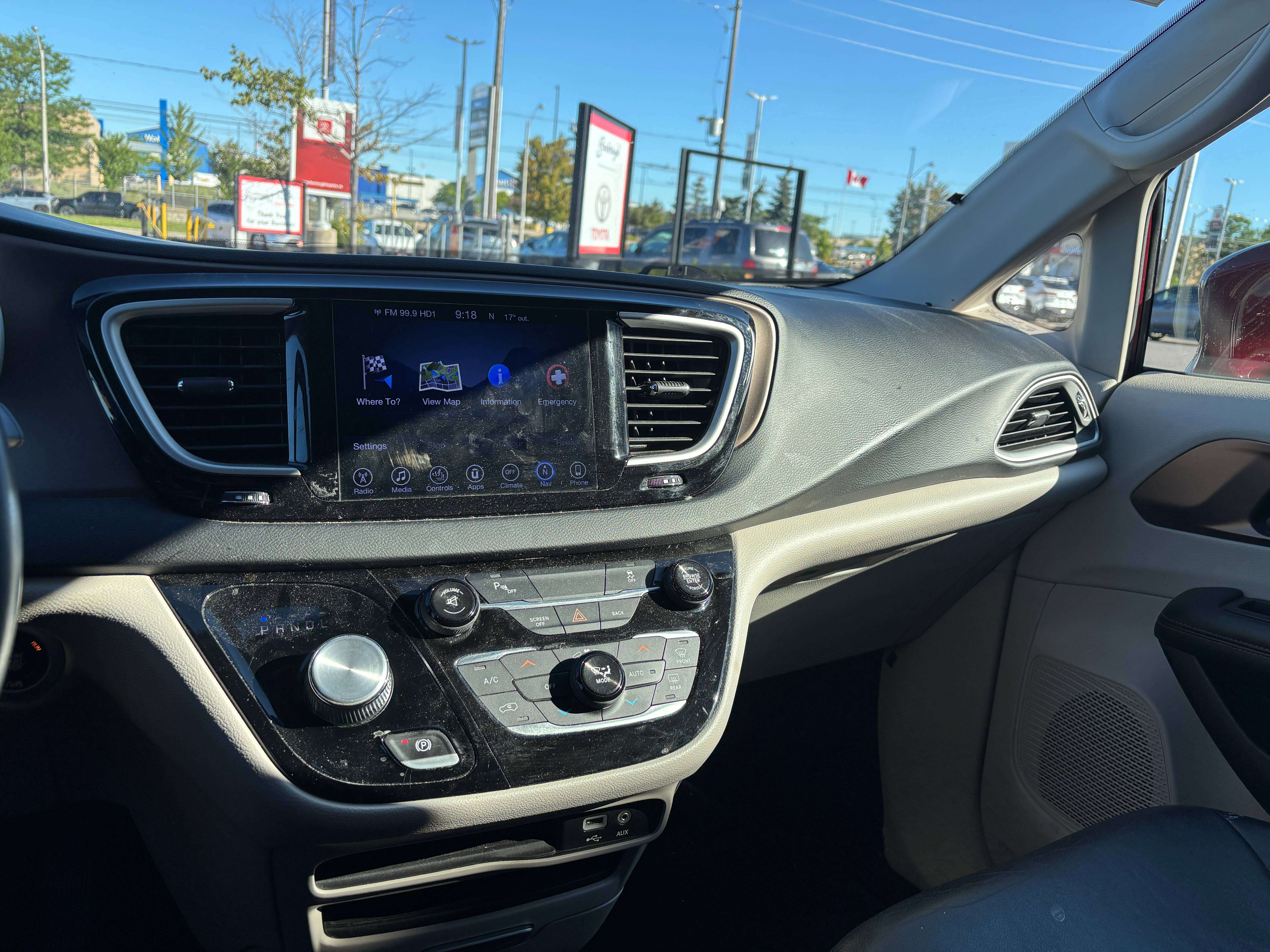 used 2017 Chrysler Pacifica car