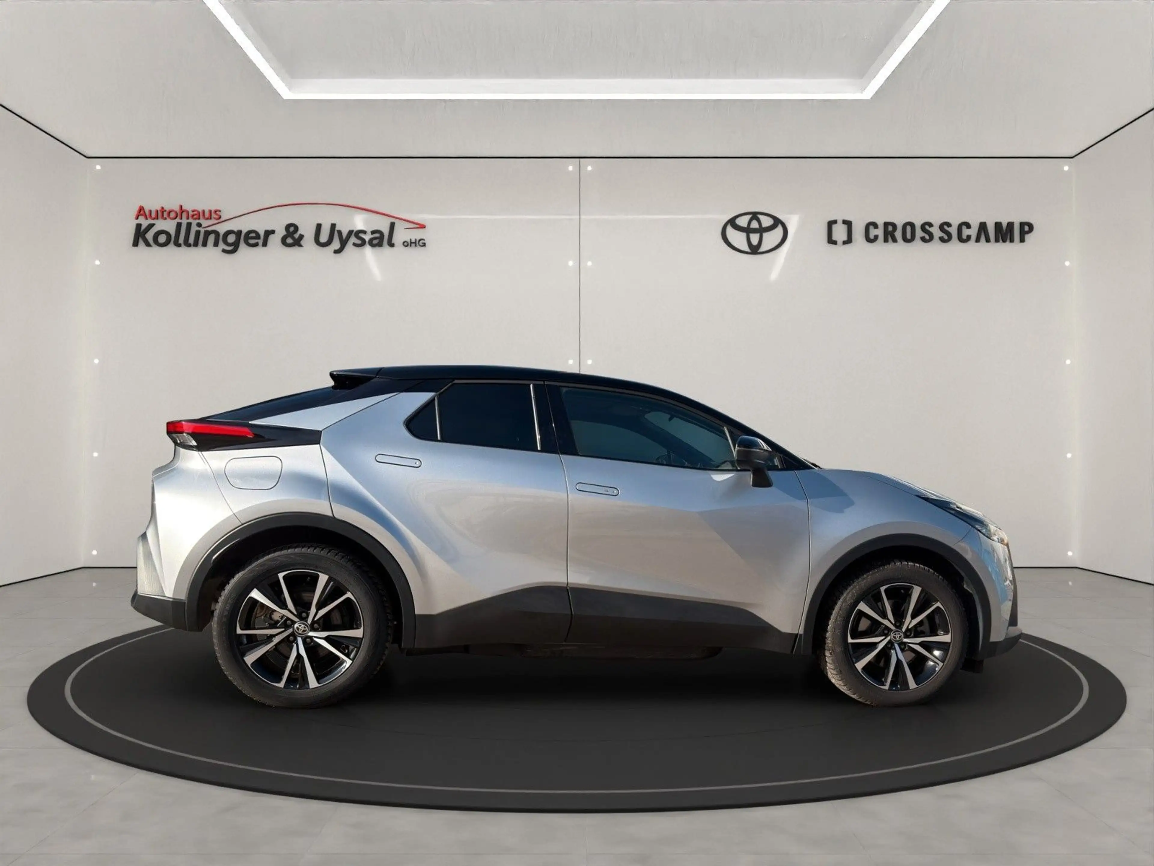 Toyota C-HR Plug-In Hybrid FWD Teamplayer 15 J Garantie — photo 3