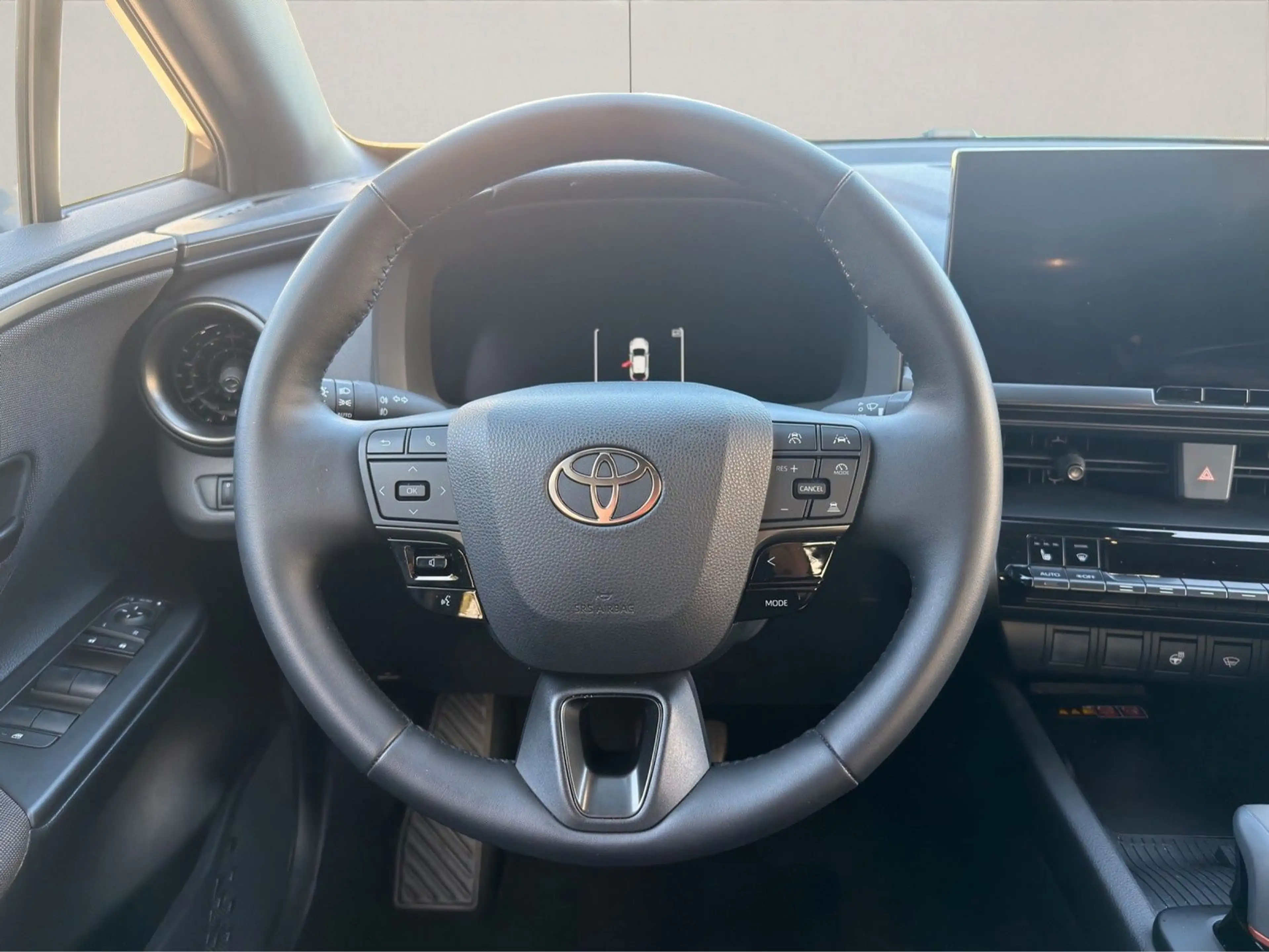 Toyota C-HR Plug-In Hybrid FWD Teamplayer 15 J Garantie — photo 14