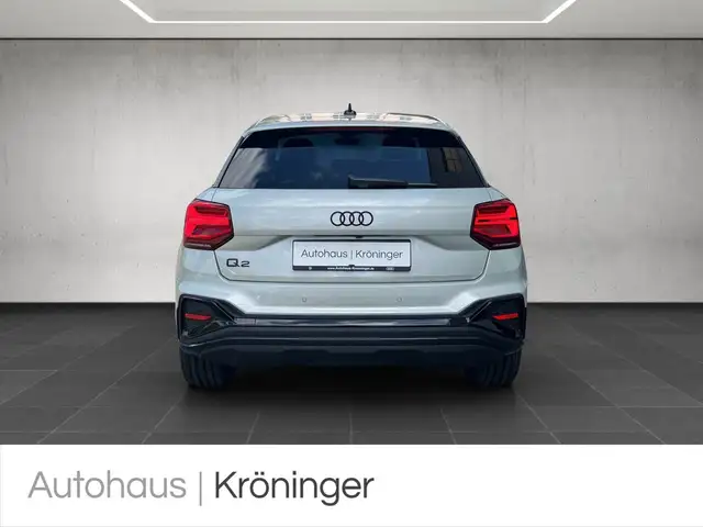 Audi Q2 view 6
