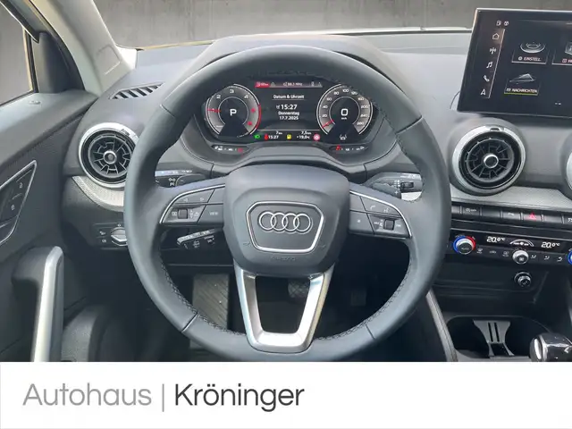 Audi Q2 view 11