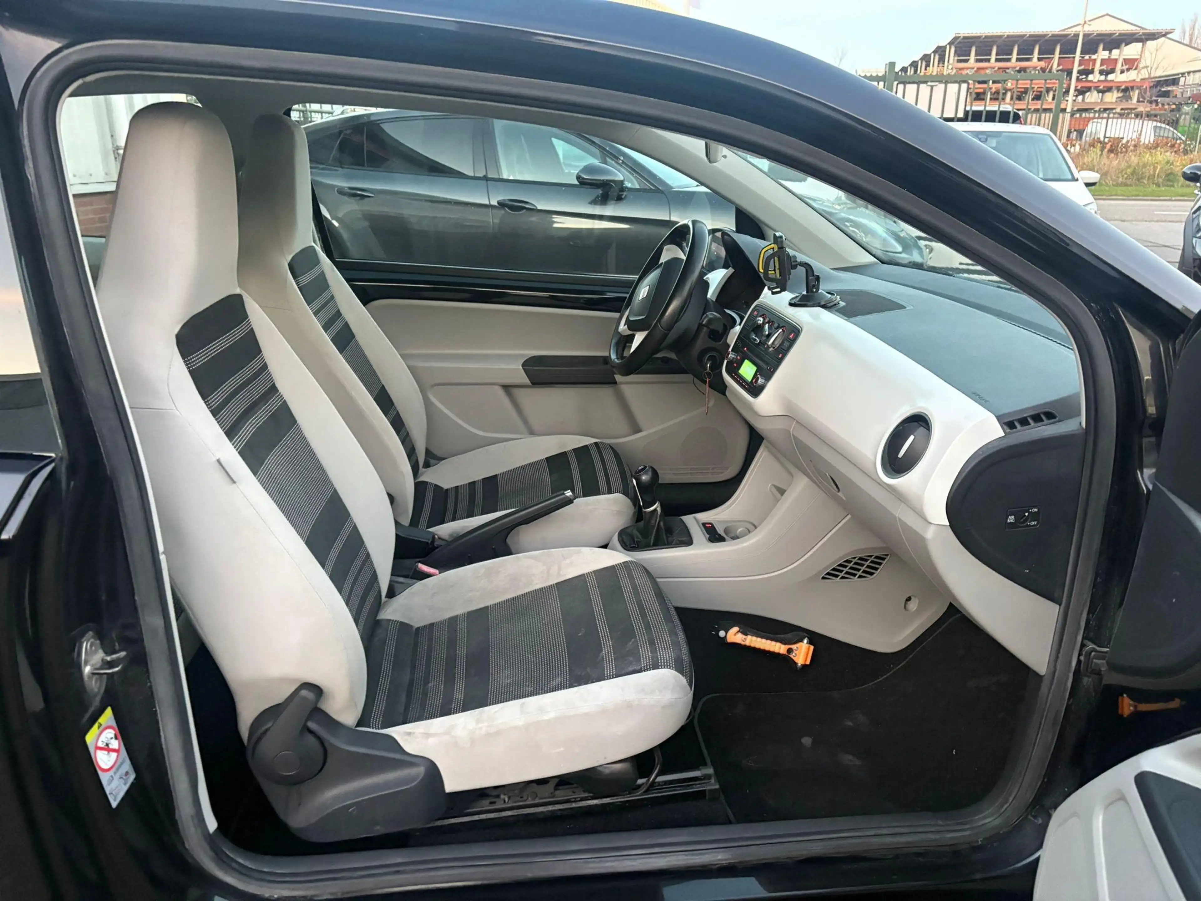 SEAT Mii 1.0 Style Chic Airco — photo 10