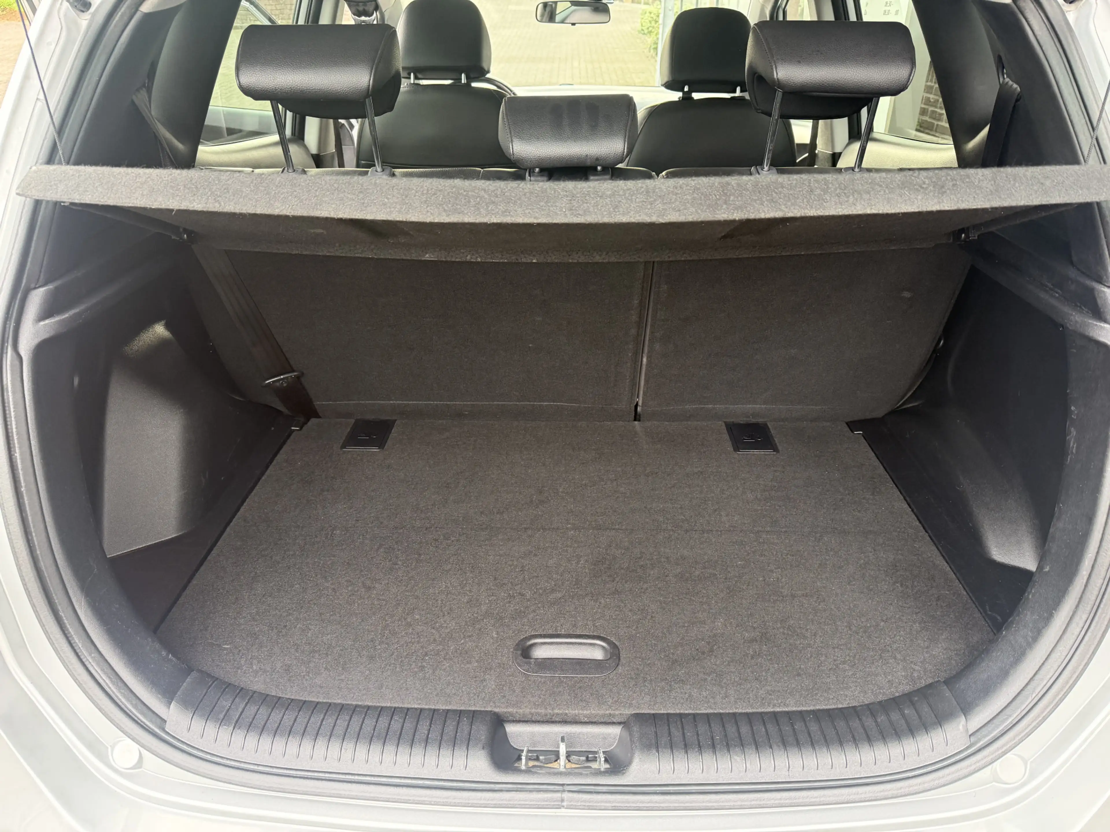 Hyundai iX20 1.6i i-Catcher — photo 11