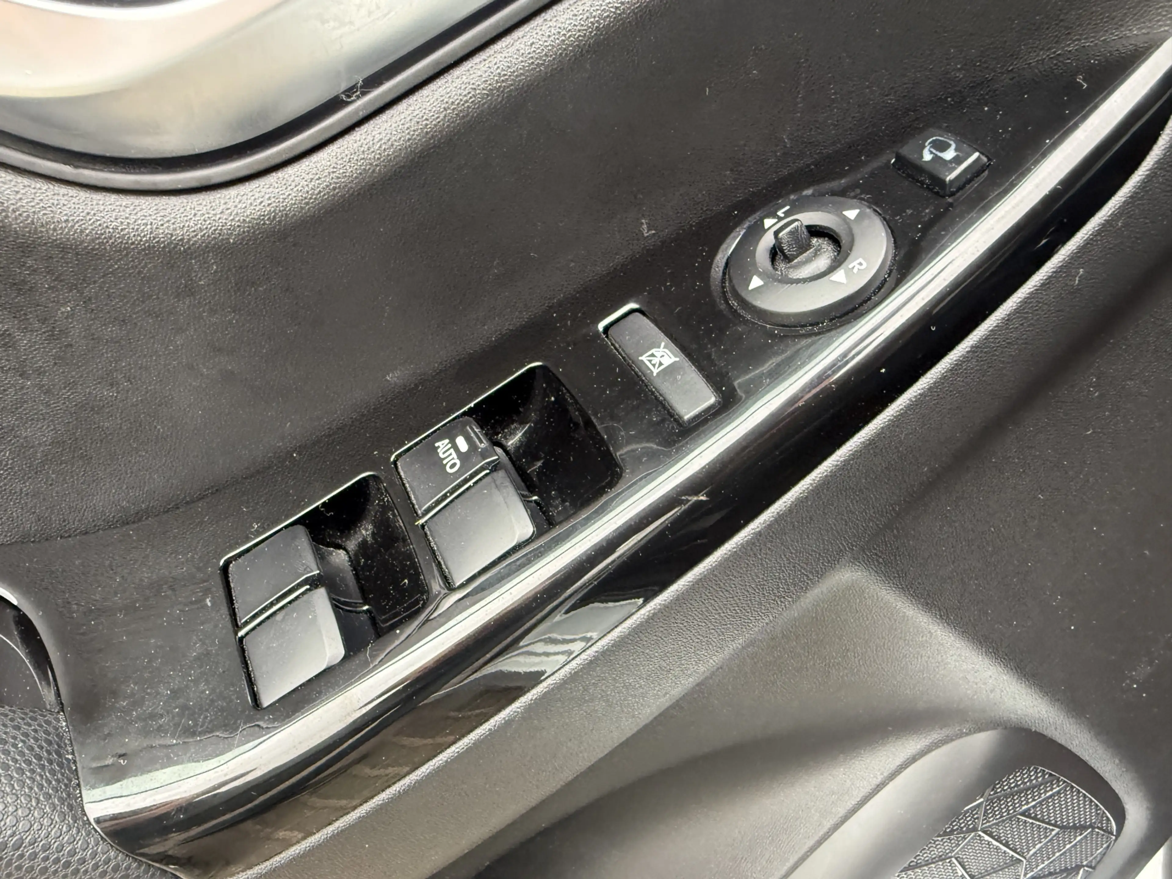 Hyundai iX20 1.6i i-Catcher — photo 14