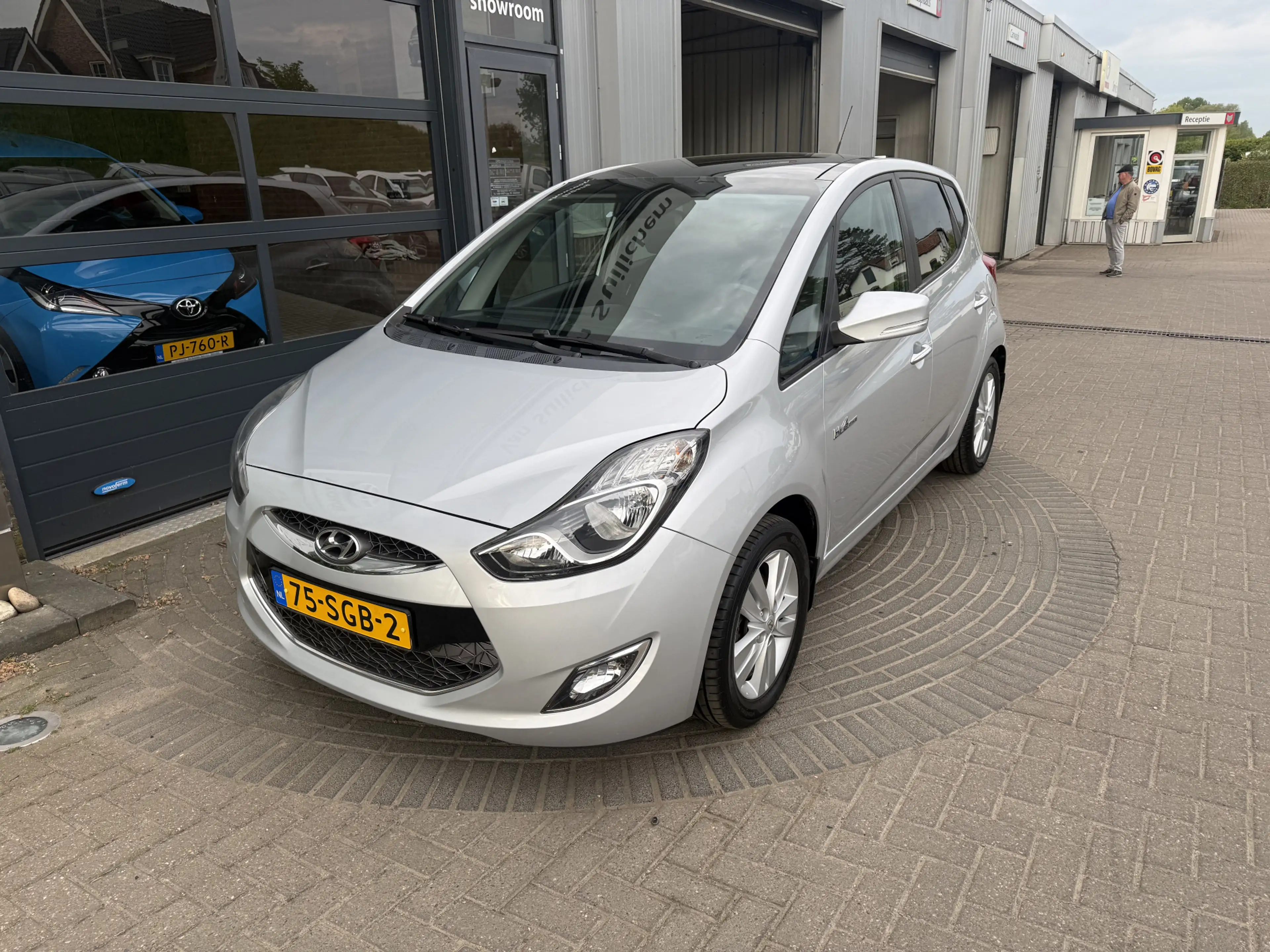 Hyundai iX20 1.6i i-Catcher — photo 5