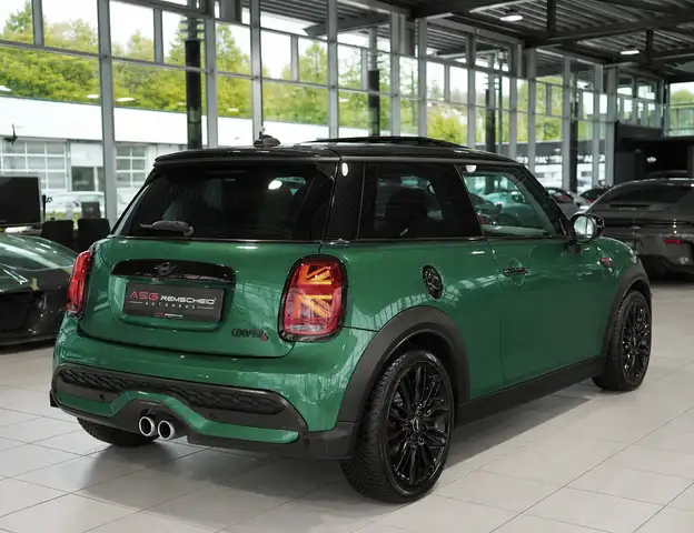 Mini Cooper Cooper view 7