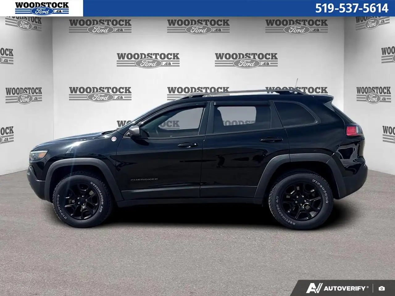 Jeep Cherokee снимка Jeep Cherokee