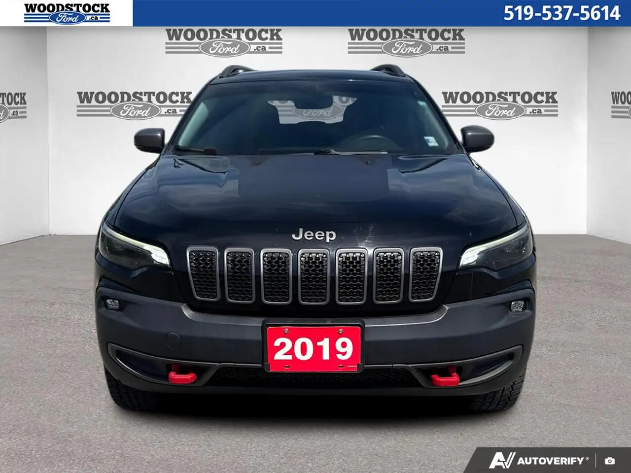 Jeep Cherokee снимка Jeep Cherokee