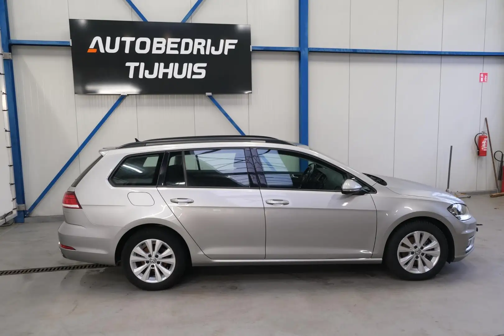 Volkswagen Golf Variant 1.6 TDI Comfortline  EXPORT   LEES ADVERTENTIE Gris - 2