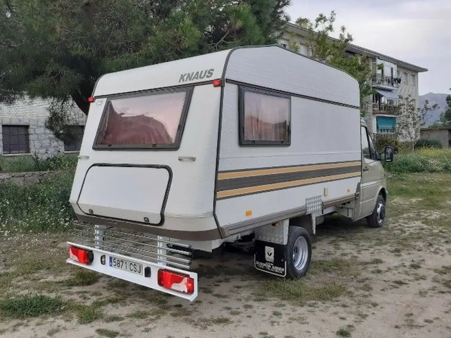 Mercedes-Benz Sprinter 413 Zlatá - 1