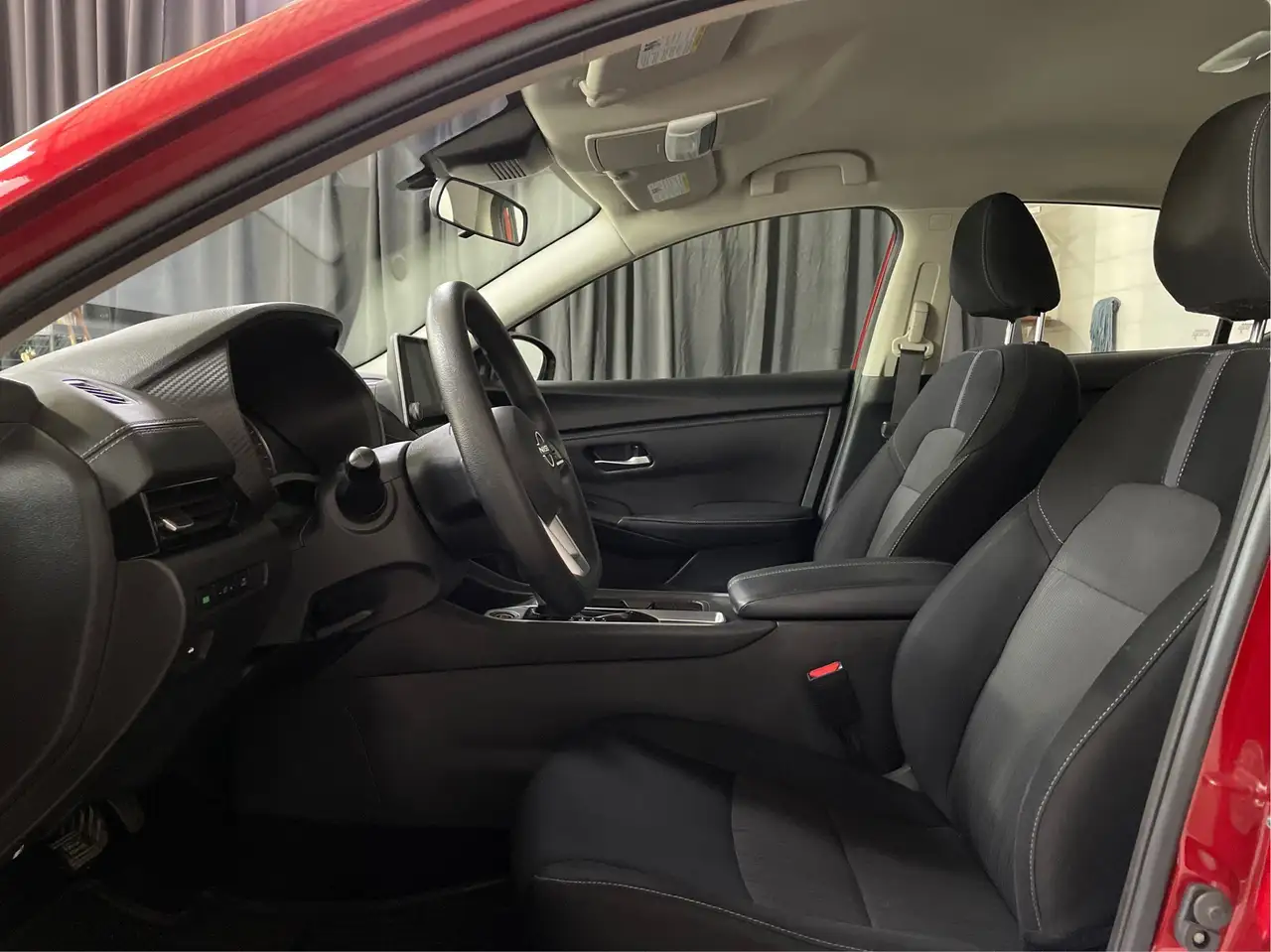 Nissan Sentra снимка Nissan Sentra