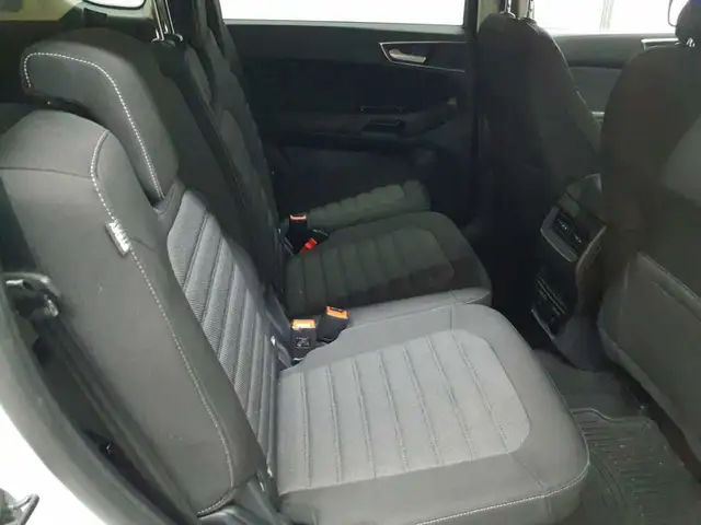Ford S-Max view 15
